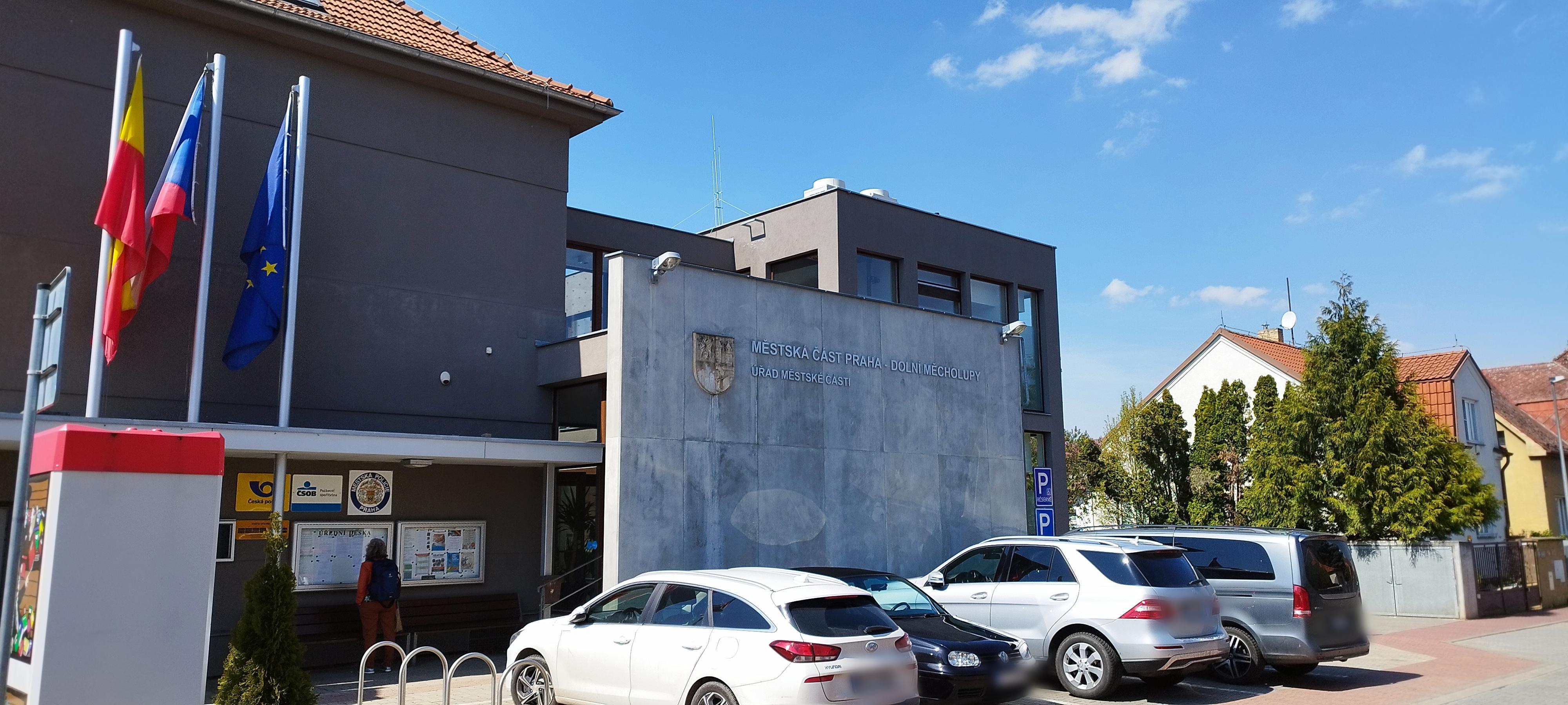 Úřad městské části Praha-Dolní Měcholupy foto 2