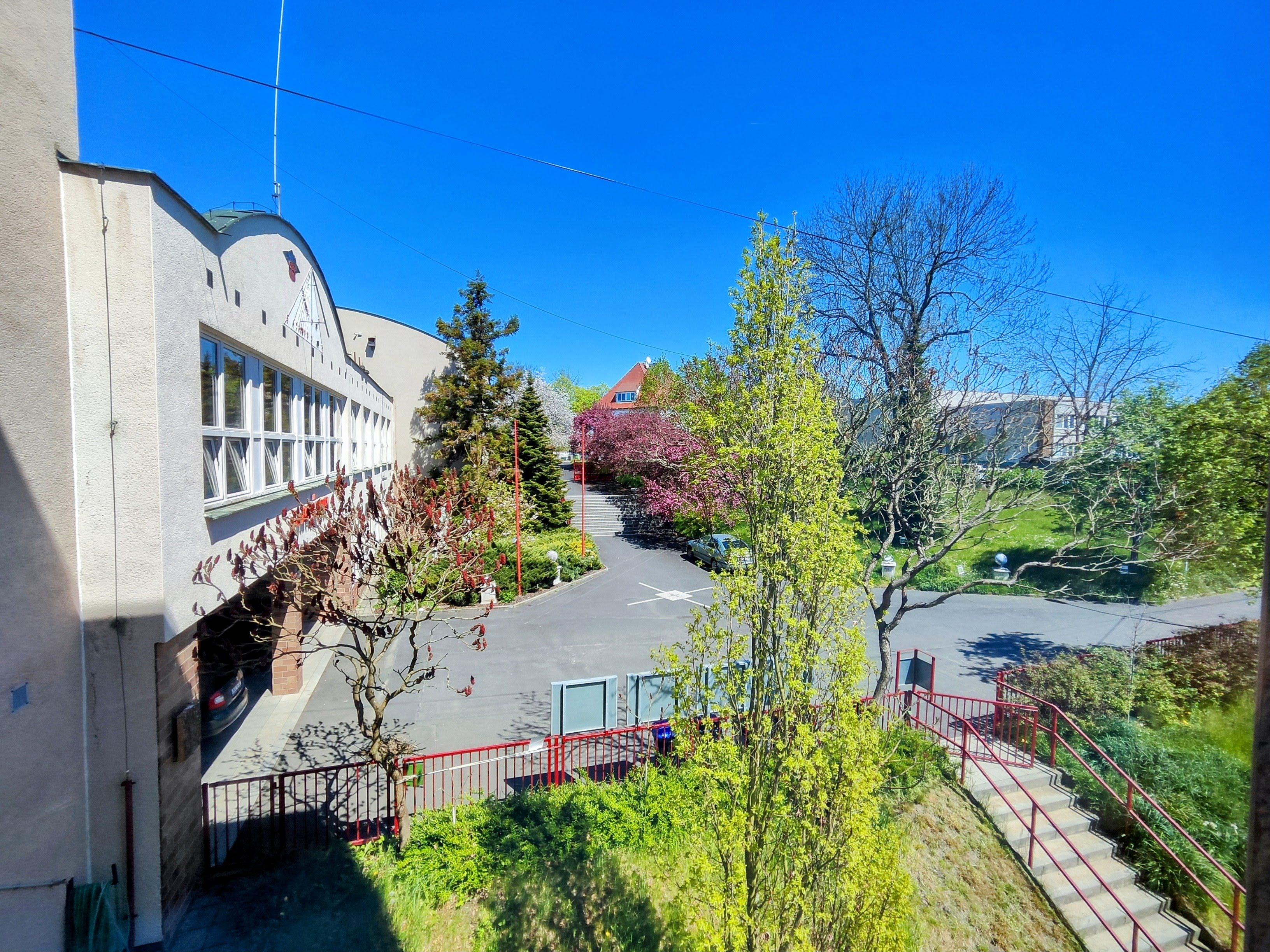 Gymnázium Cheb foto 2