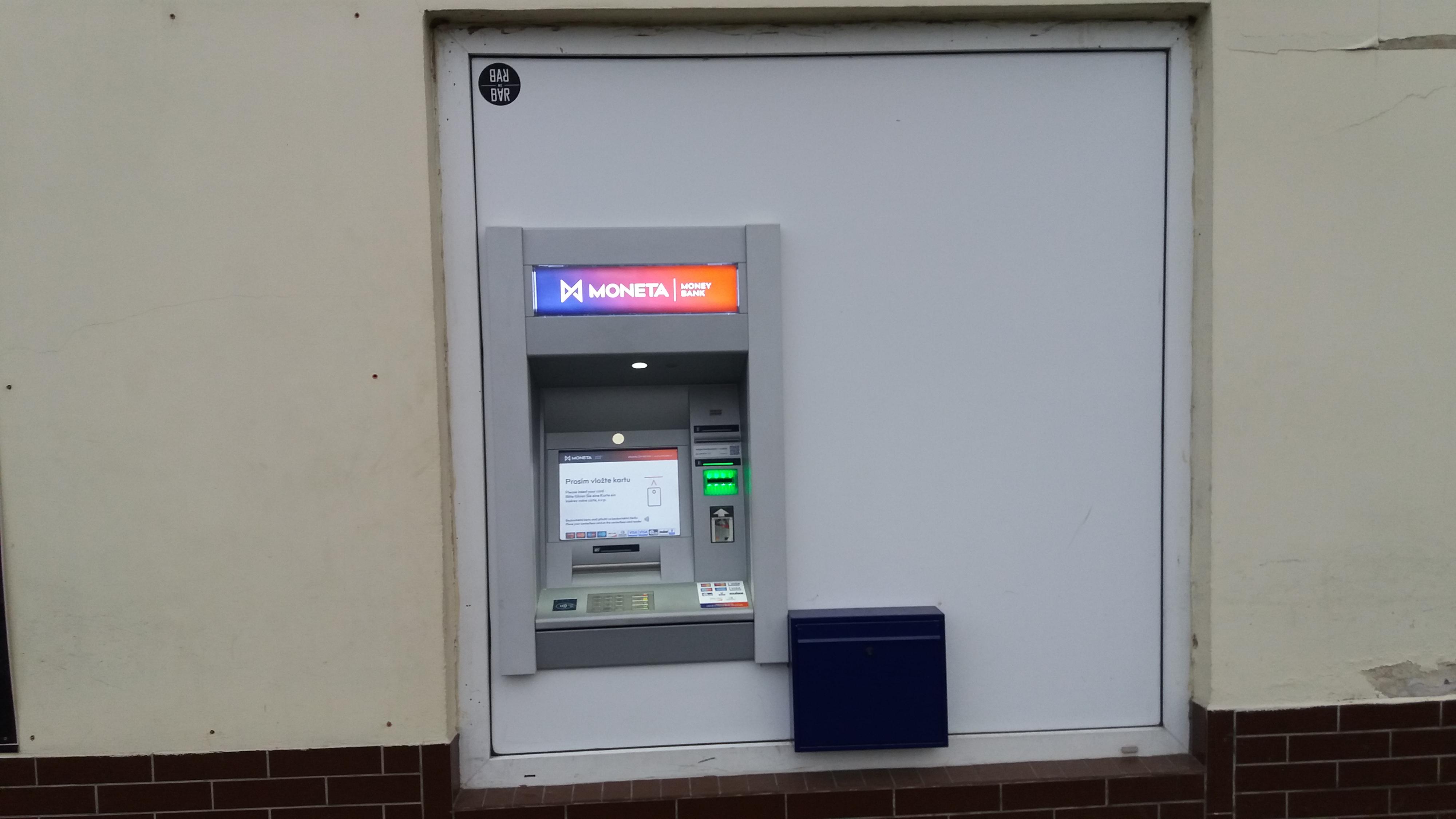 Bankomat MONETA Money Bank foto 2