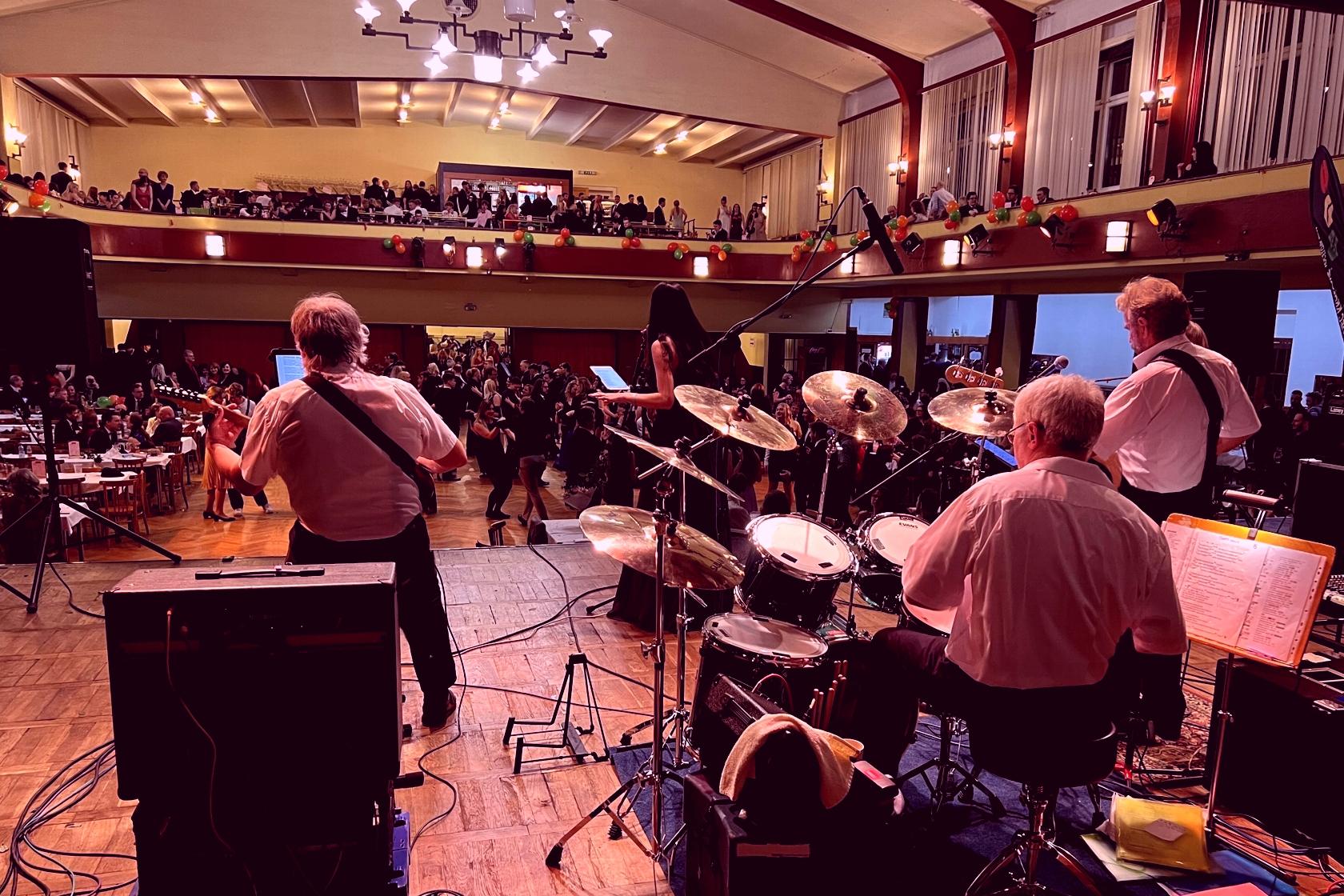 Kapela Skelet foto 6