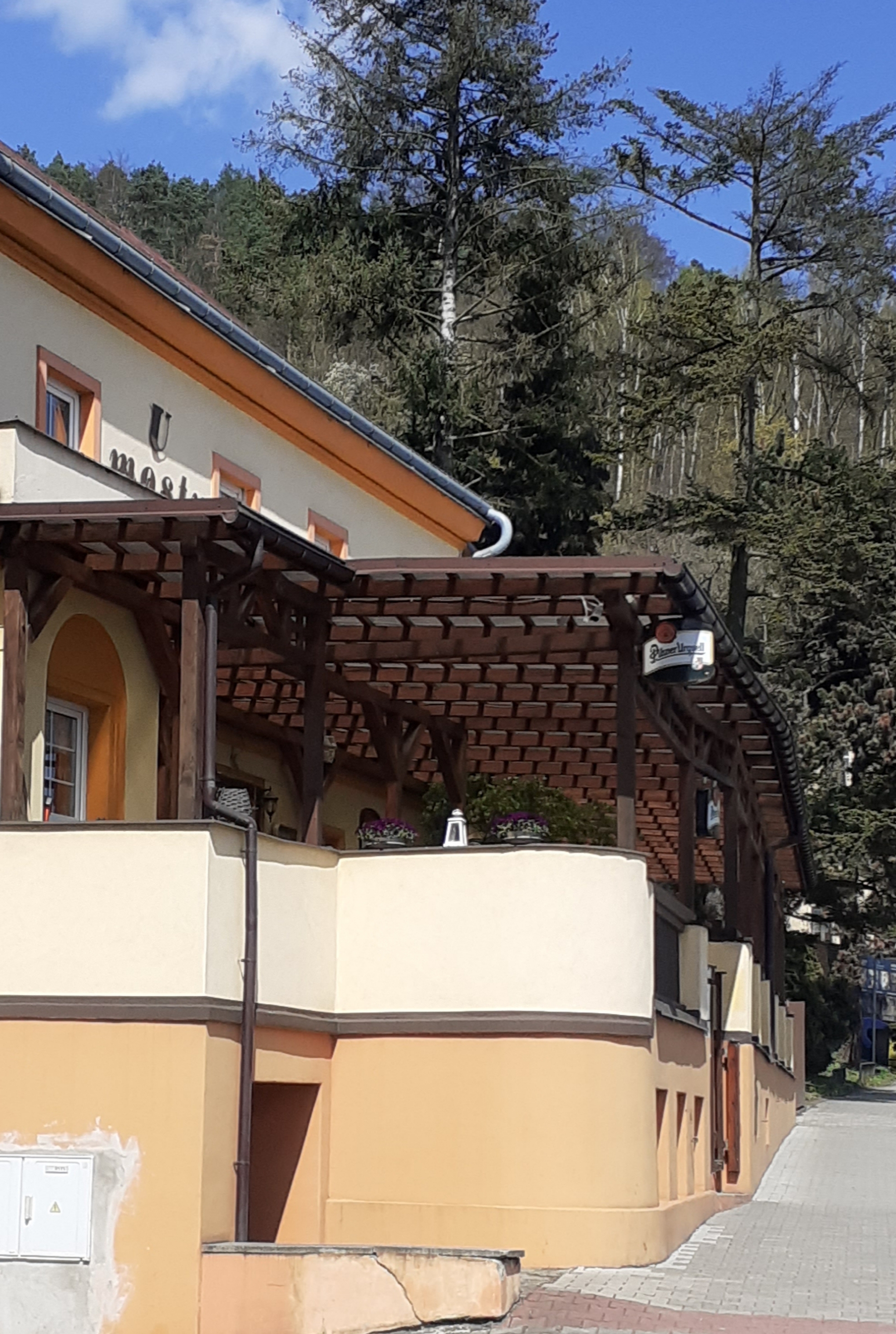 Restaurace U mostu foto 6