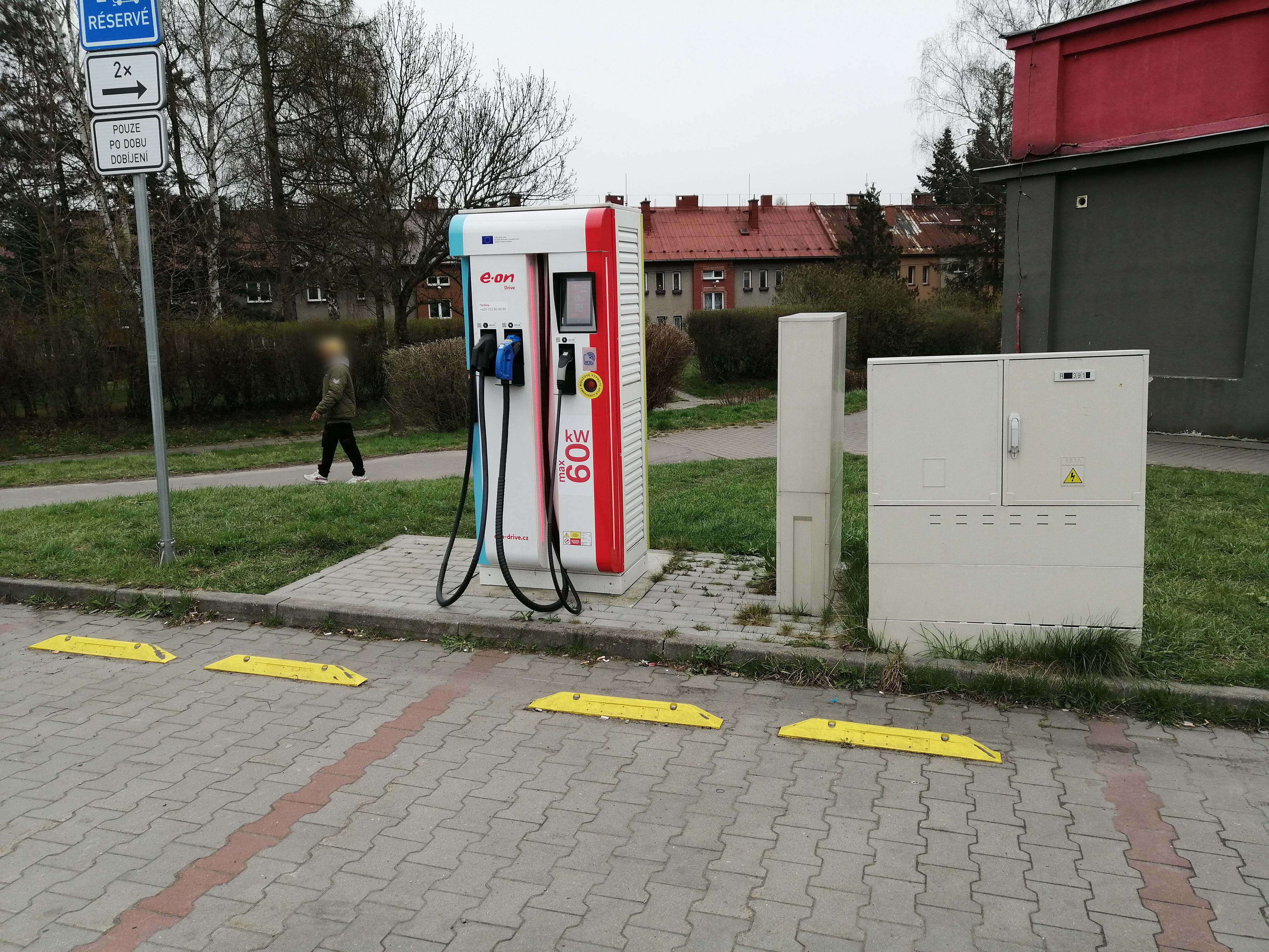 Dobíjecí stanice E.ON Drive foto 2