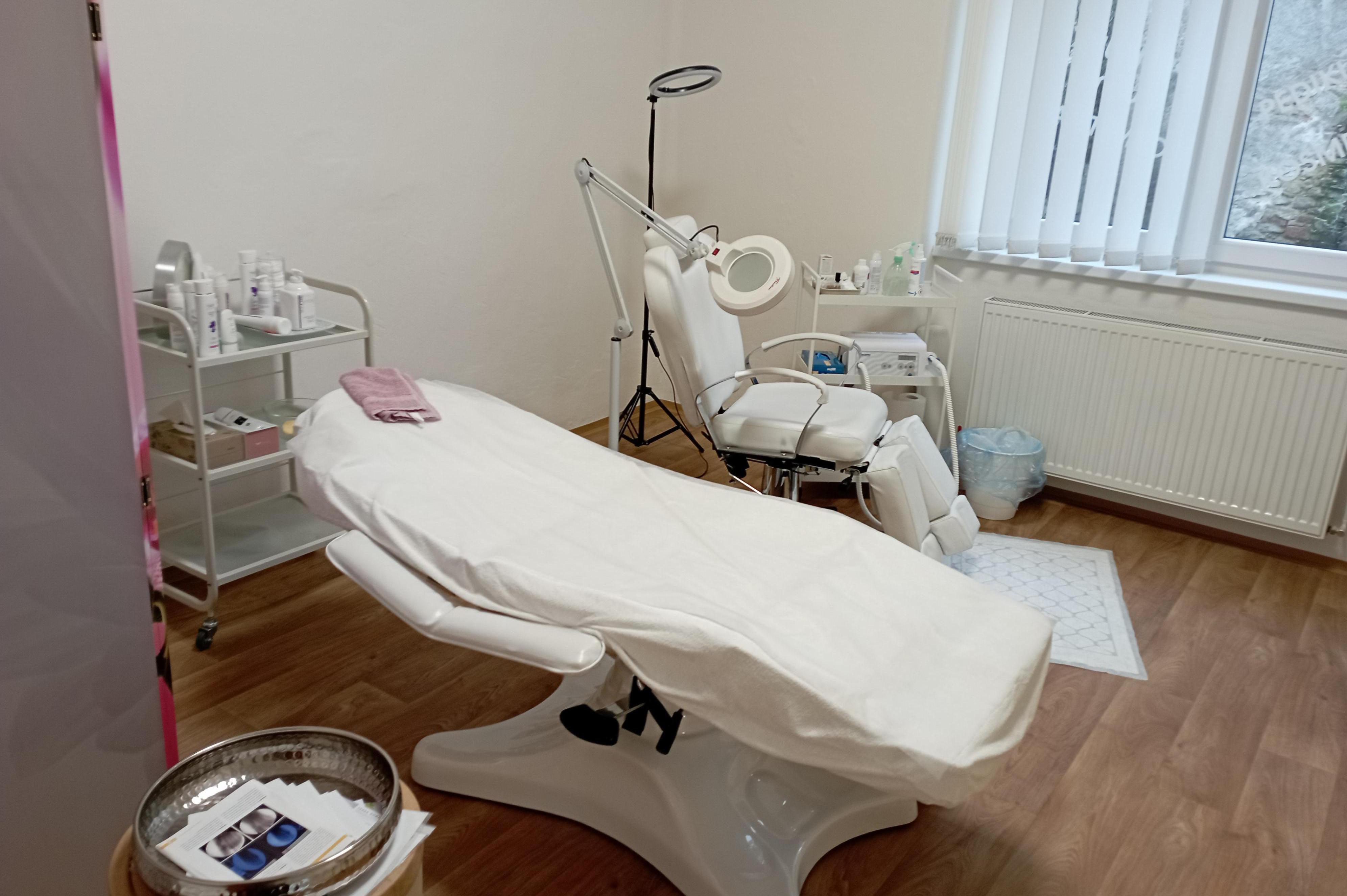 TerraNoha - přístrojová (suchá) pedikúra