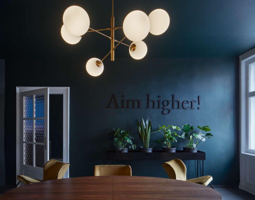 European Leadership & Academic Institute, s.r.o. foto 2