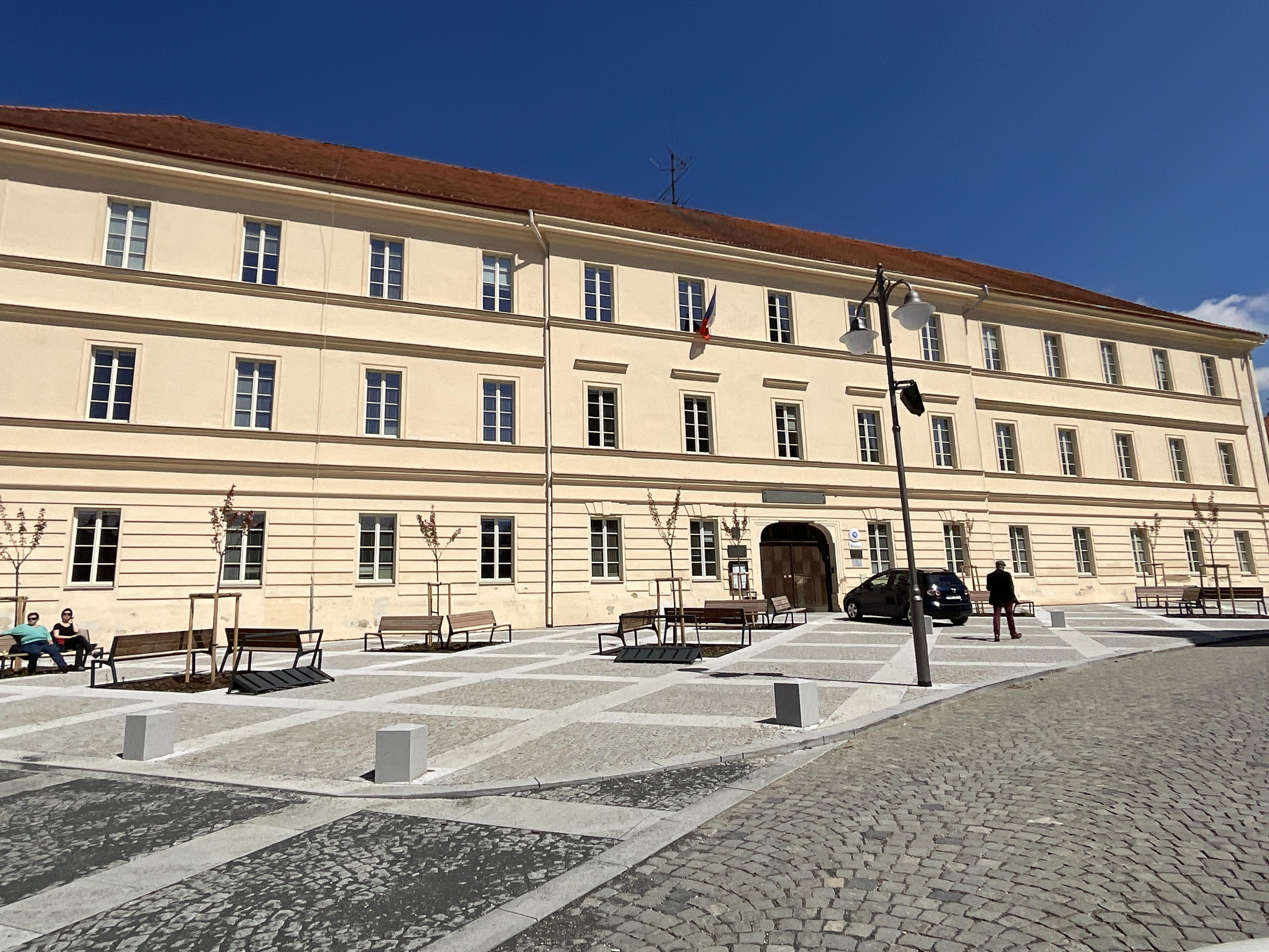 Gymnázium Zikmunda Wintra, Rakovník foto 6