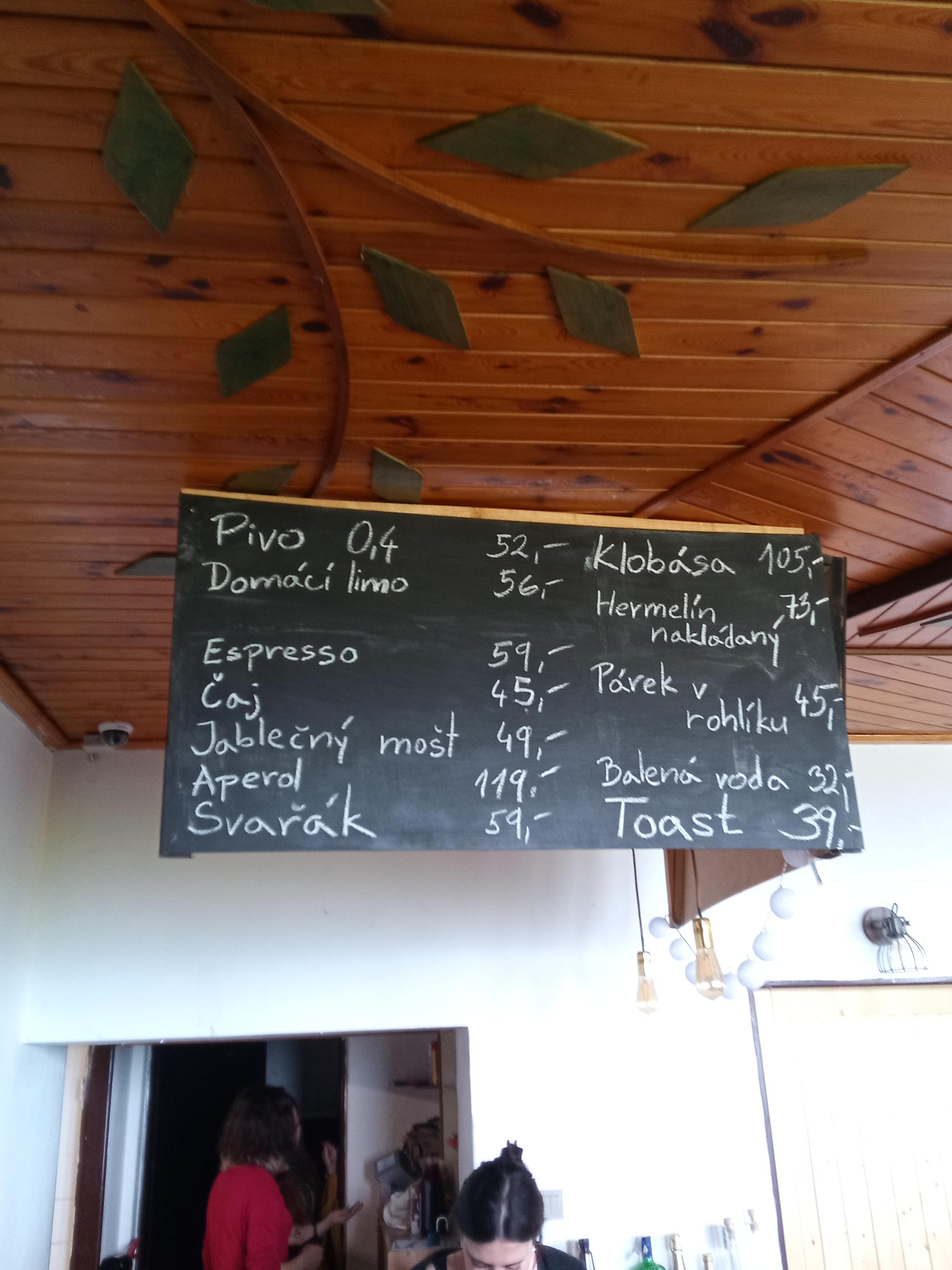 Chata Lovoš - Restaurace foto 3
