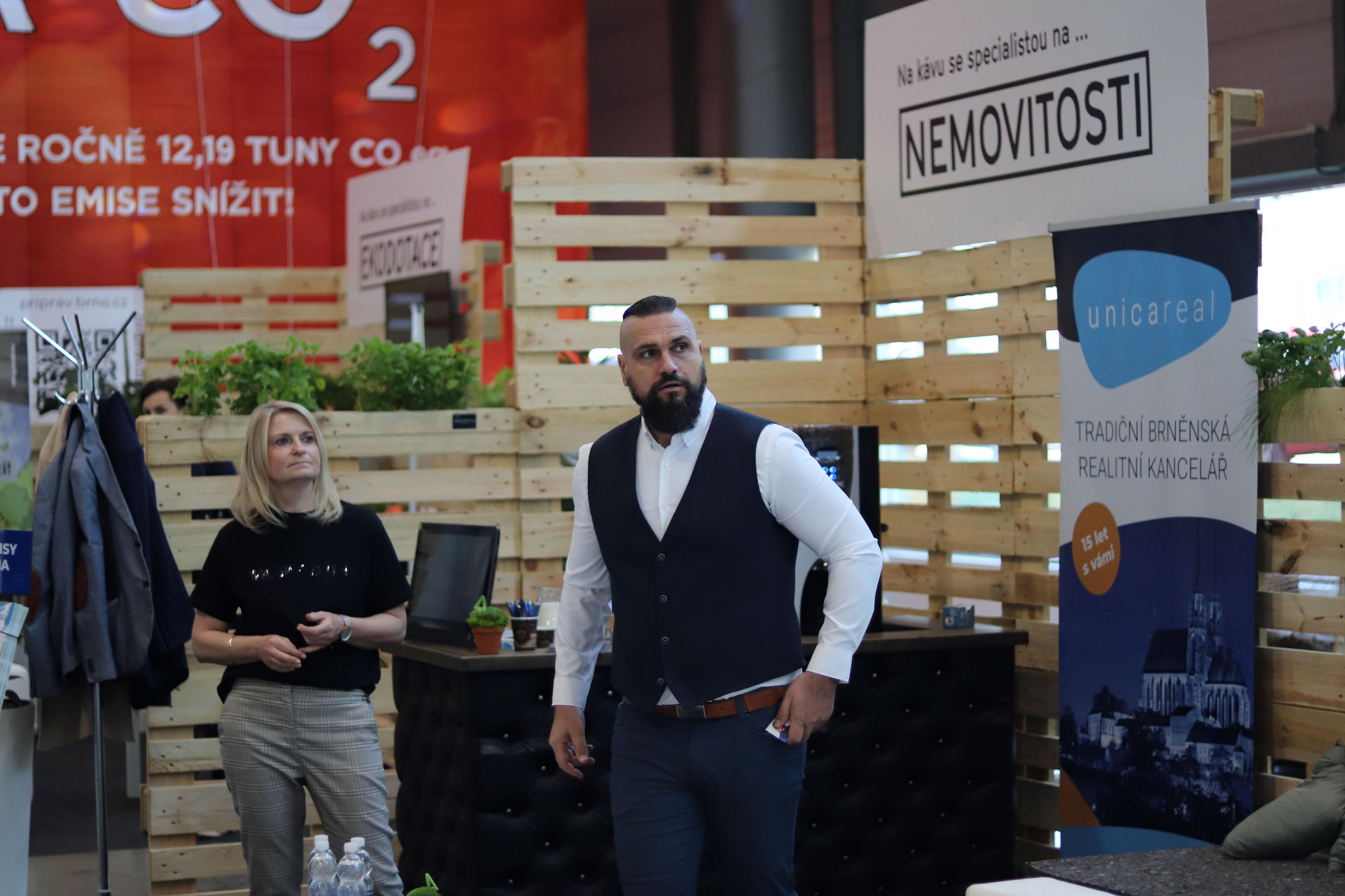 Zdeněk Mikulášek - realitní makléř foto 2