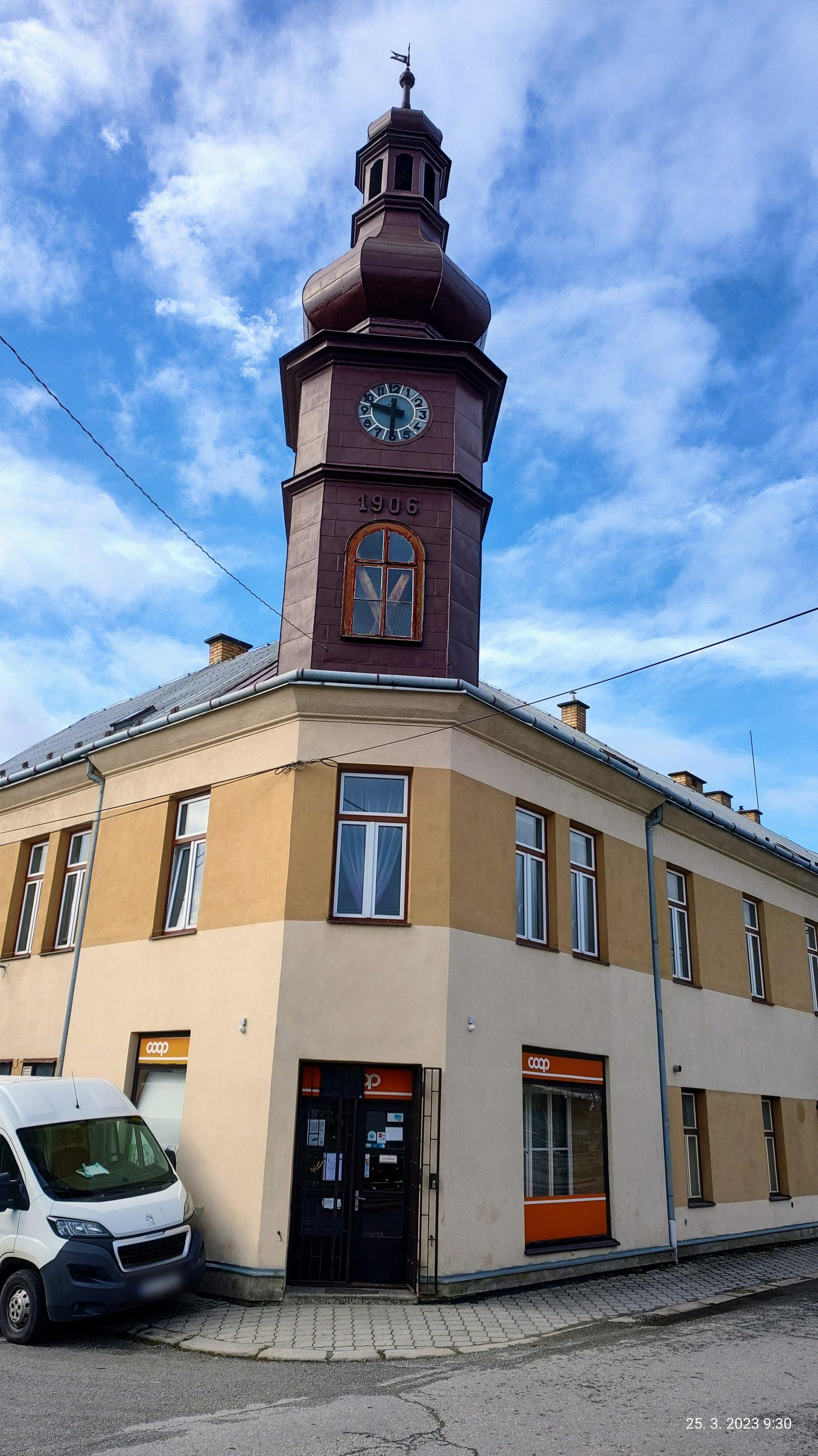 Horní Dubenky - obecní úřad foto 3