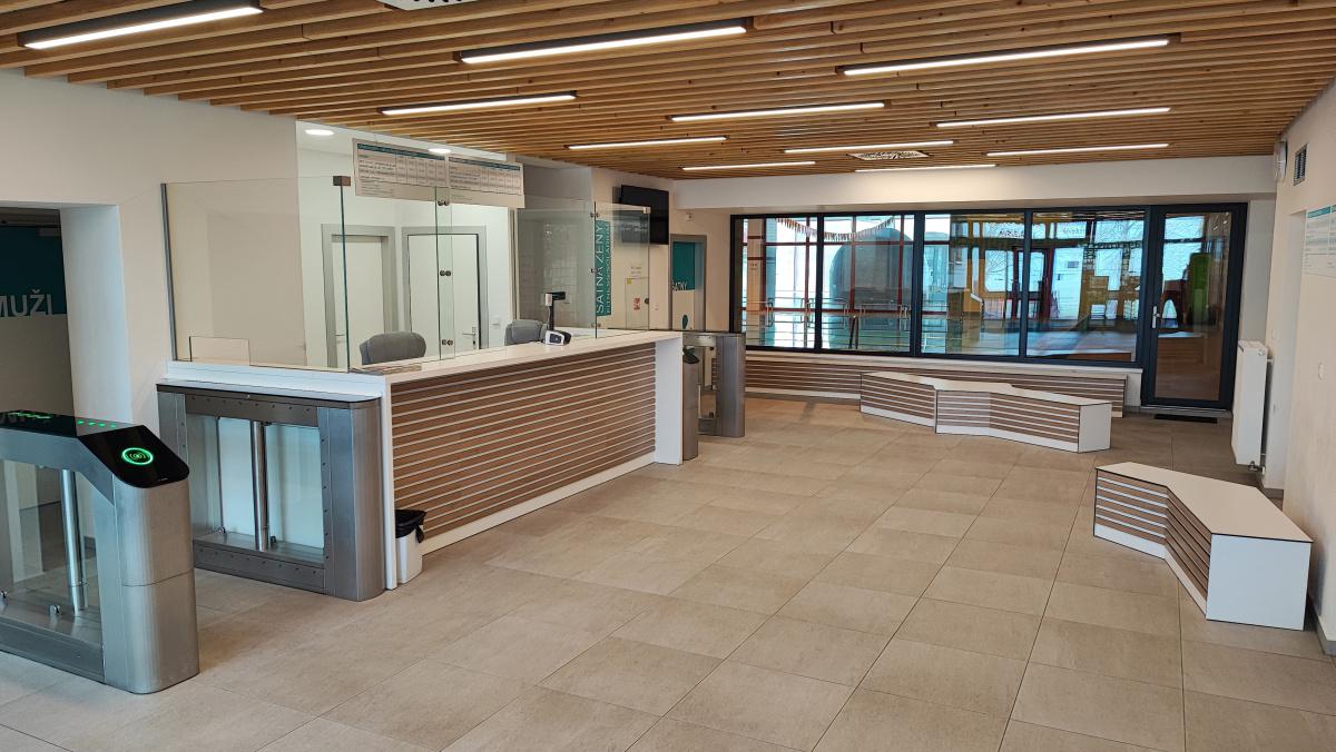 Krytý plavecký areál Klatovy foto 2