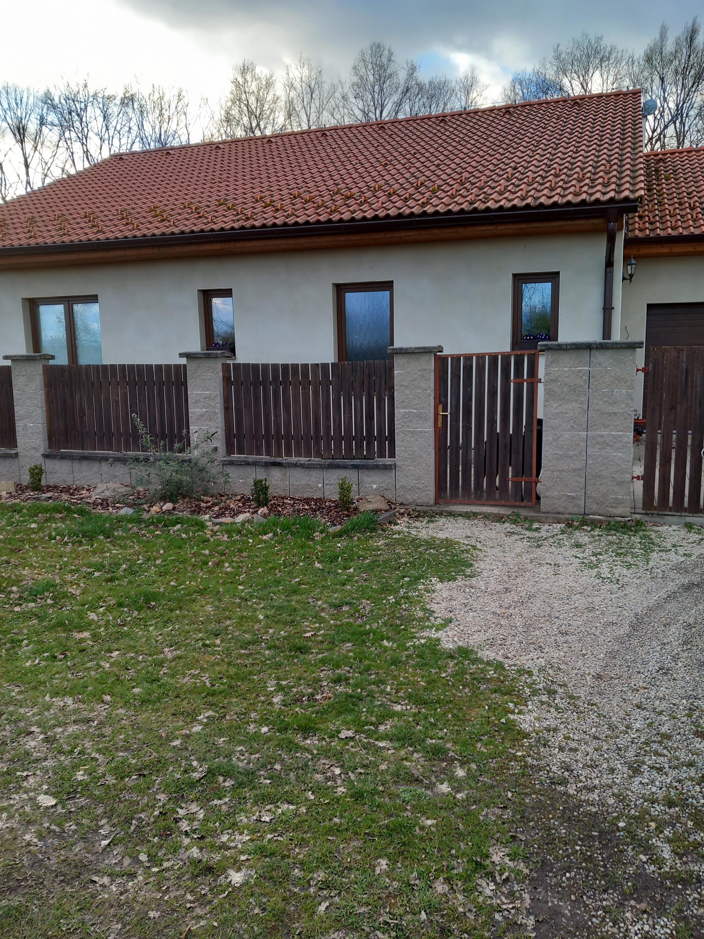 Racík voda a topení foto 2