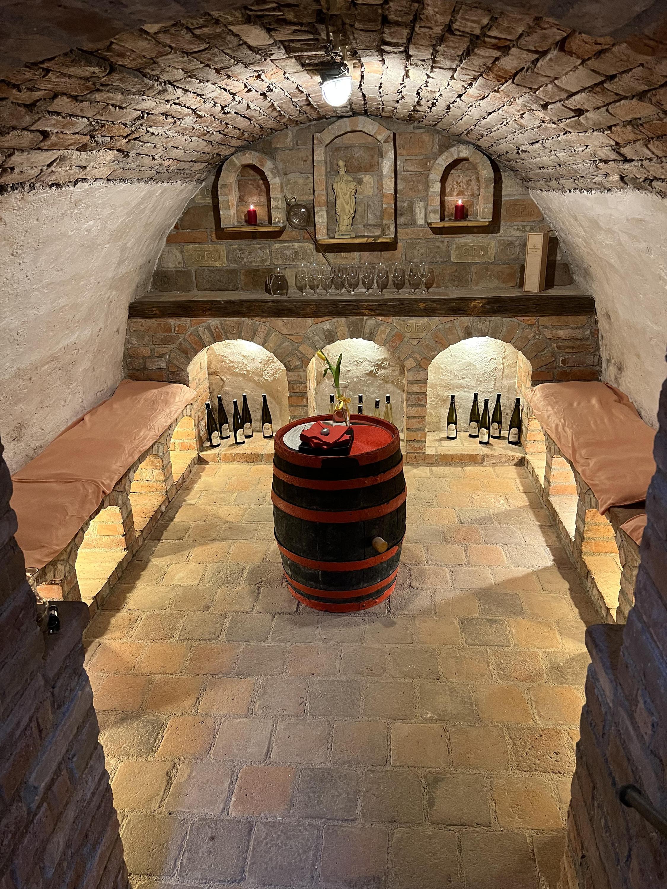 Vinný sklípek U Holešňáků foto 2