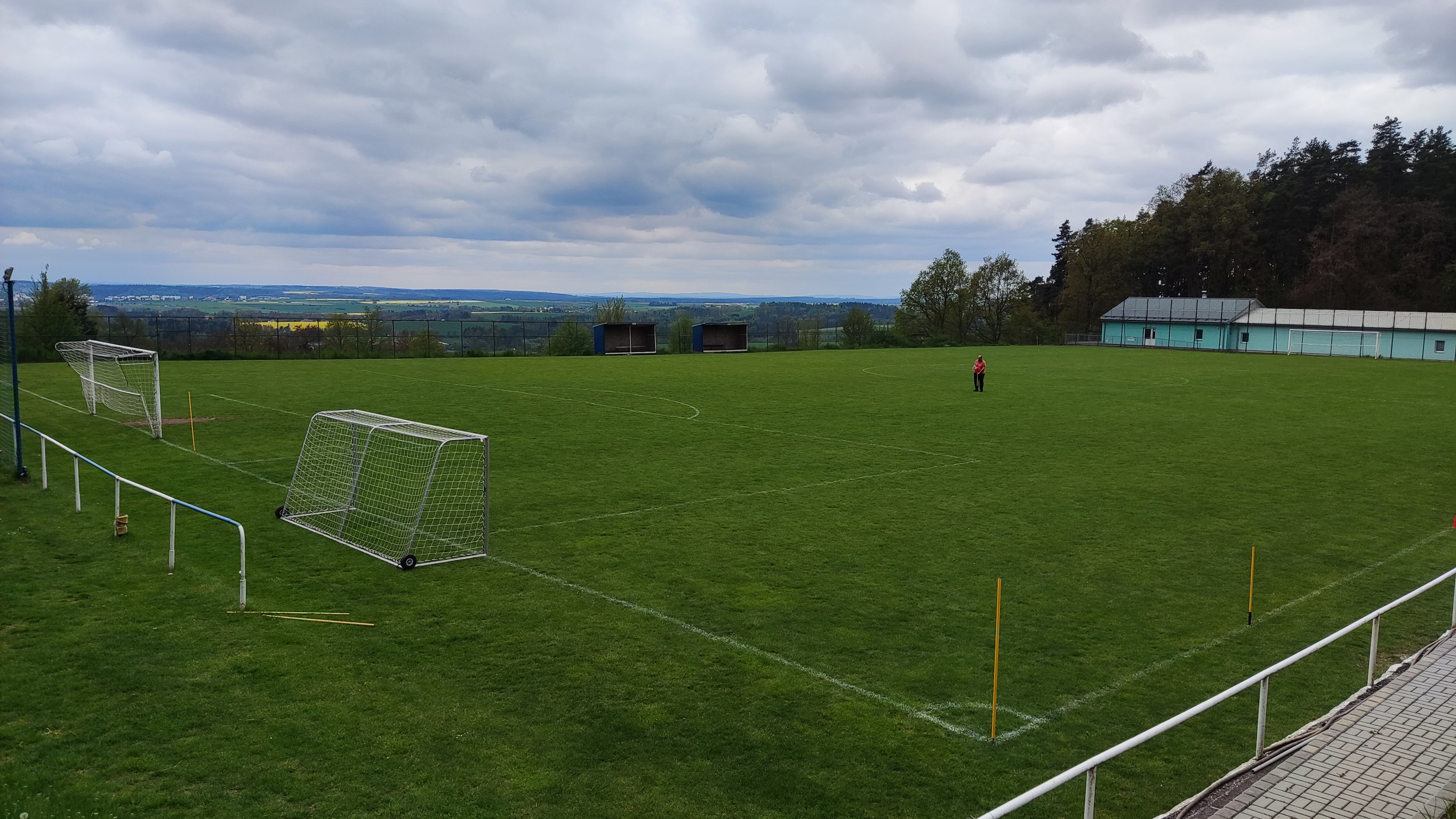 Fotbalové hřiště Lipová foto 2