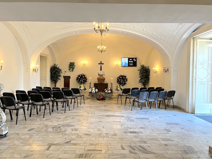 POHŘEBNÍ SLUŽBA Roman Zastoupil foto 2