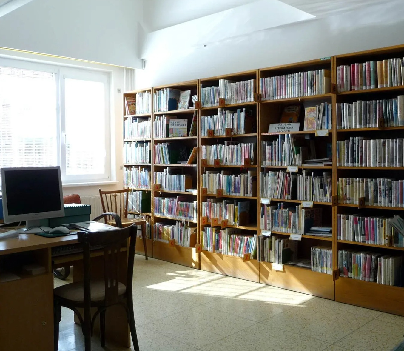 Knihovna Jiřího Mahena v Brně foto 2