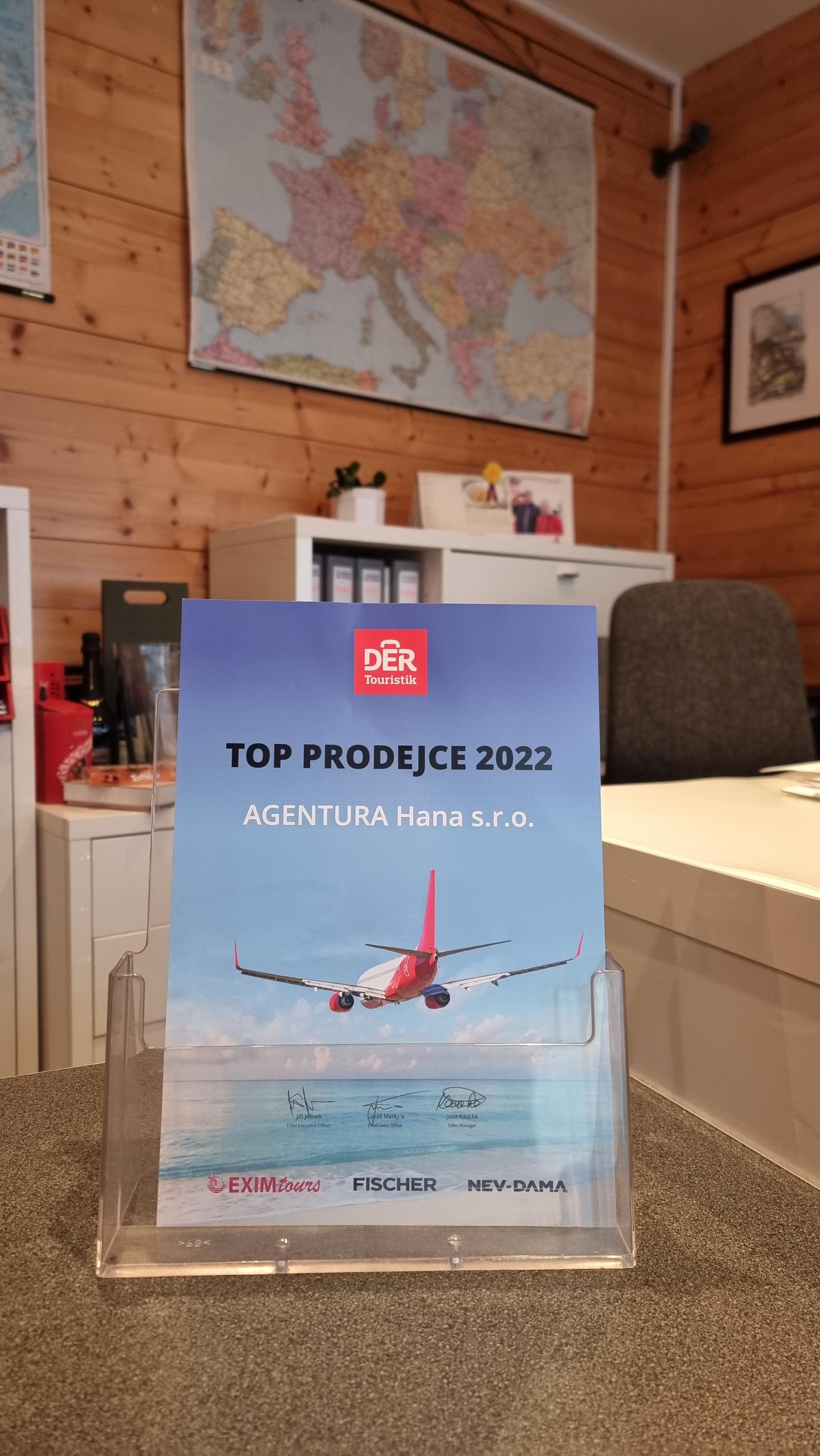 AGENTURA Hana foto 2