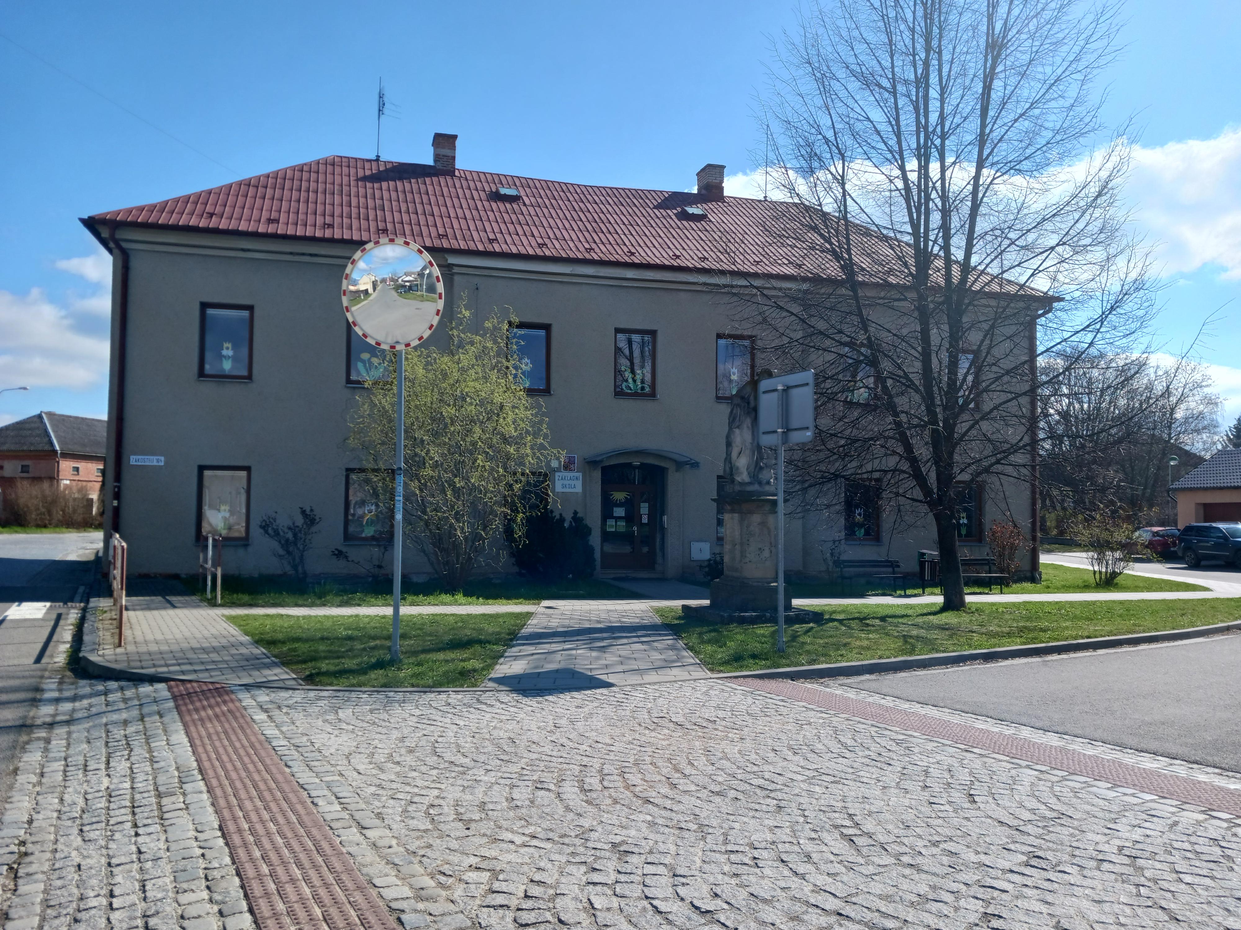 Základní škola Senice na Hané, okres Olomouc