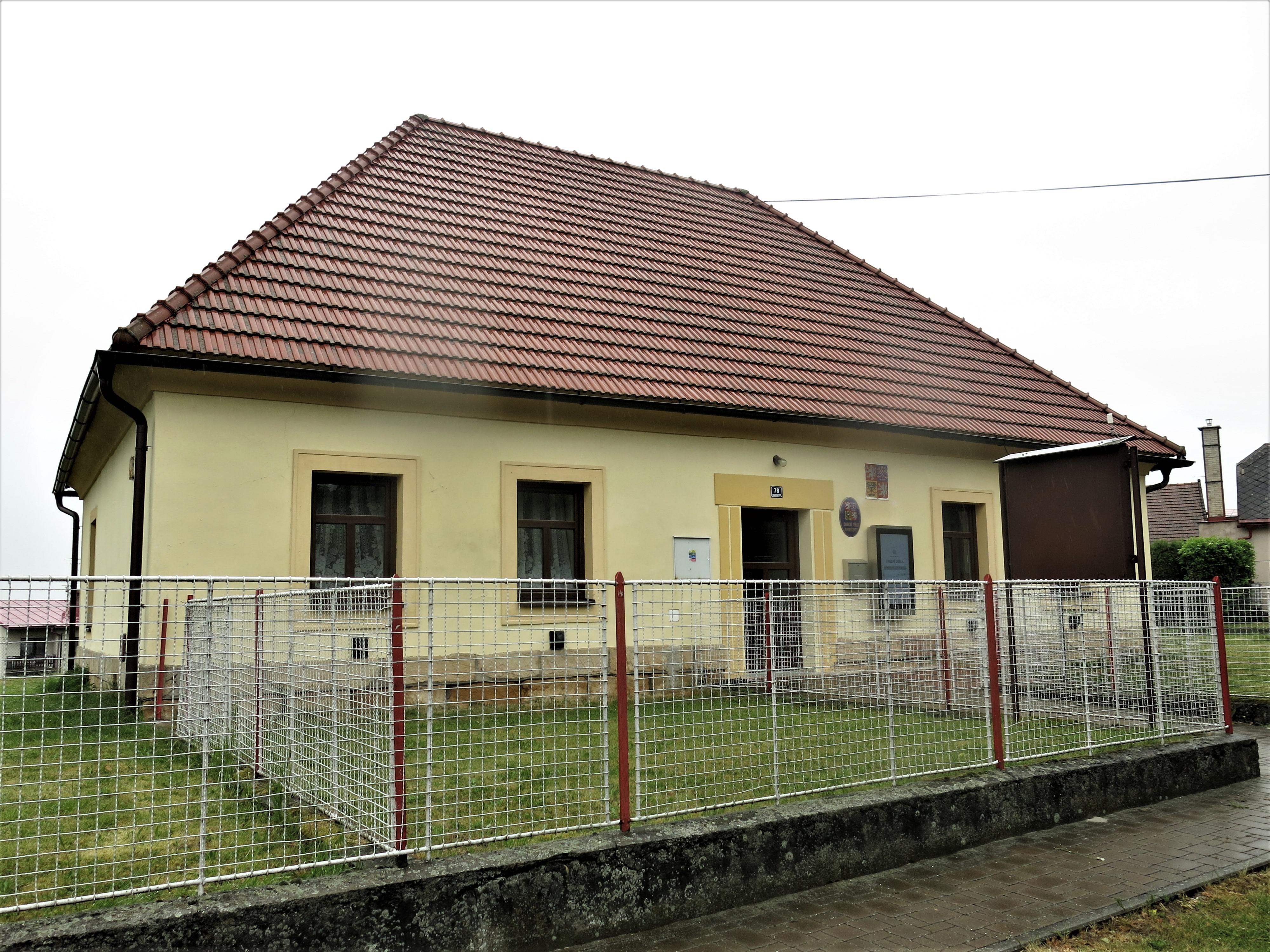 Nemyčeves - obecní úřad