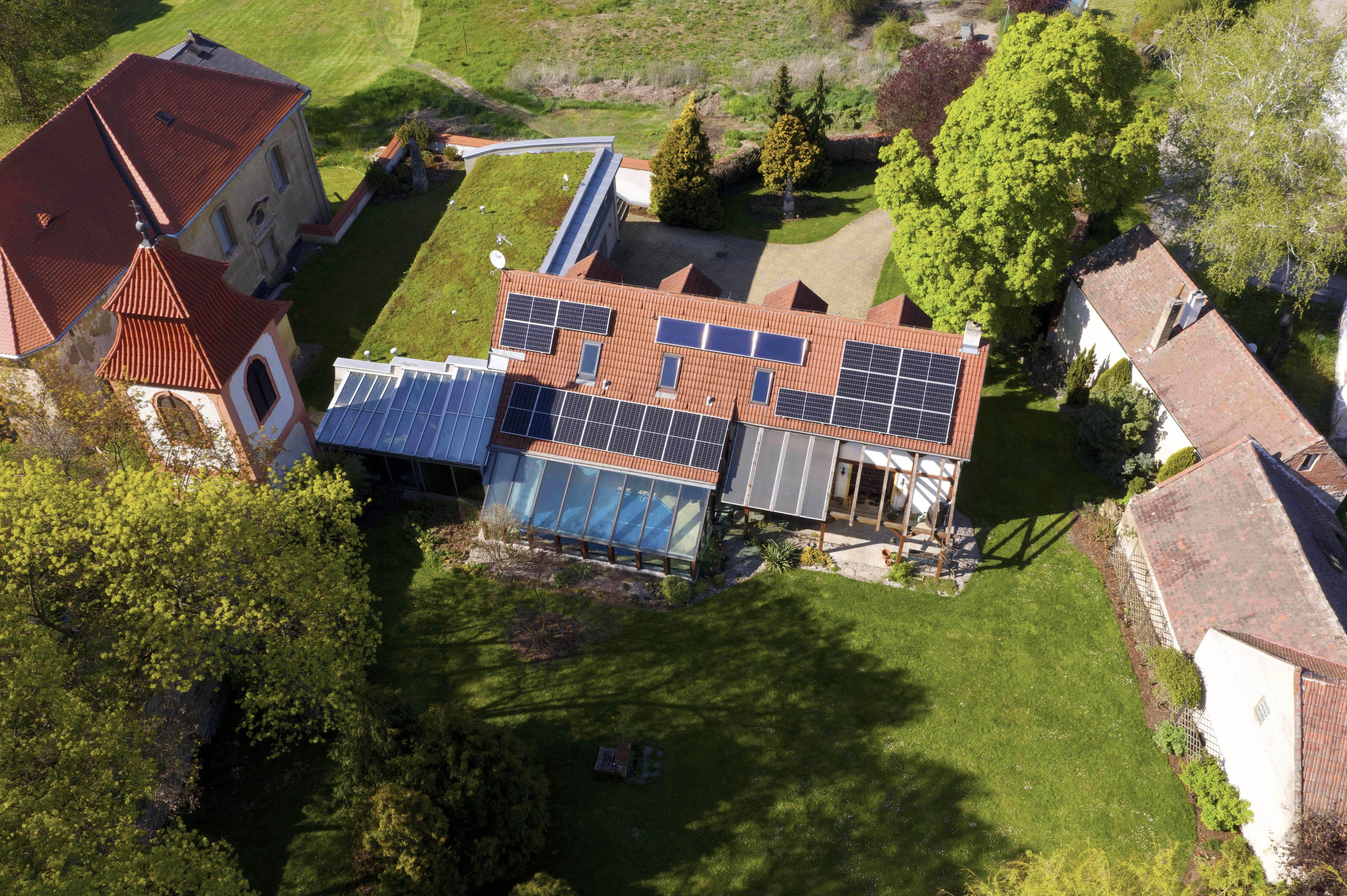 ADVANCED SOLAR
