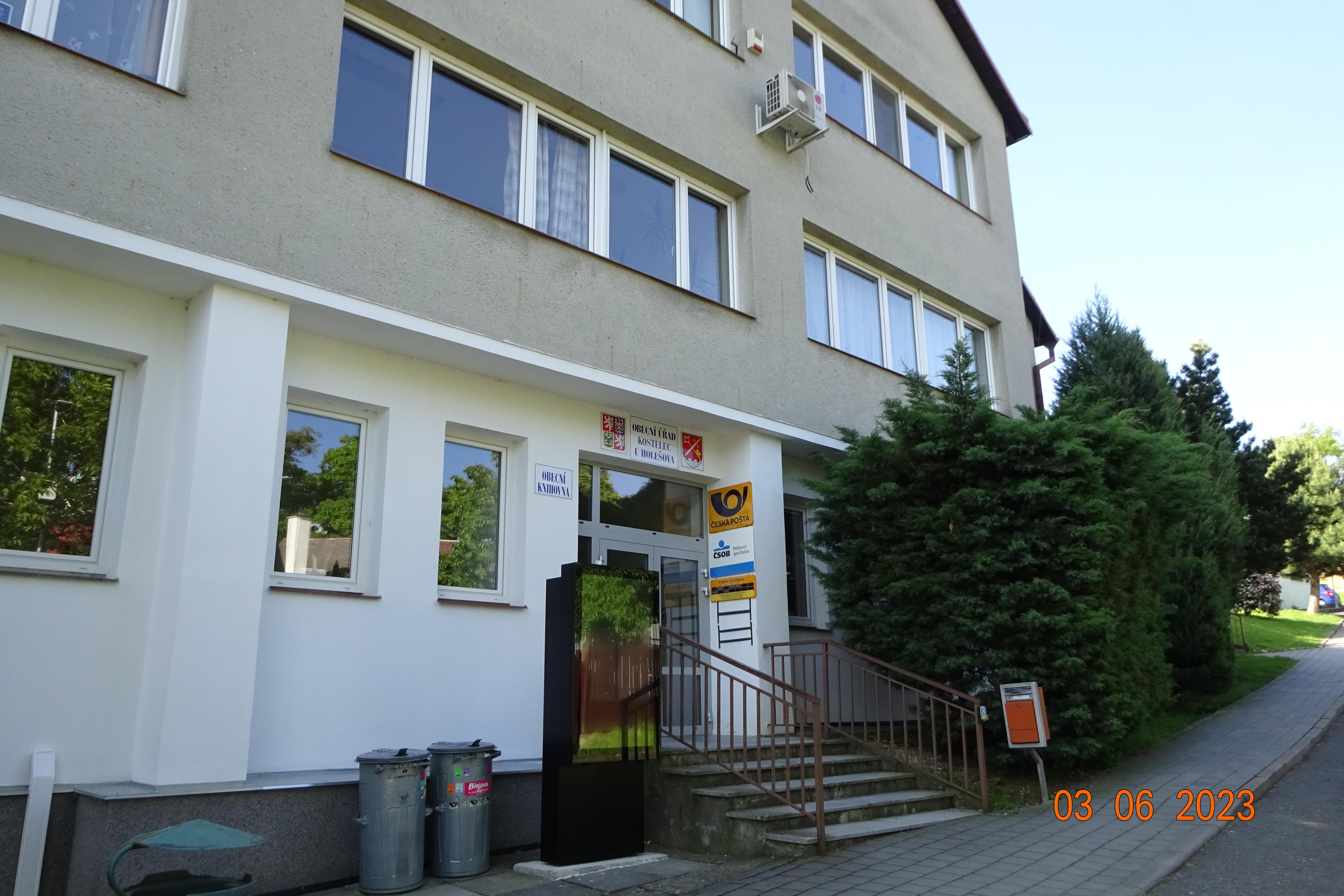 Kostelec u Holešova - obecní úřad foto 2