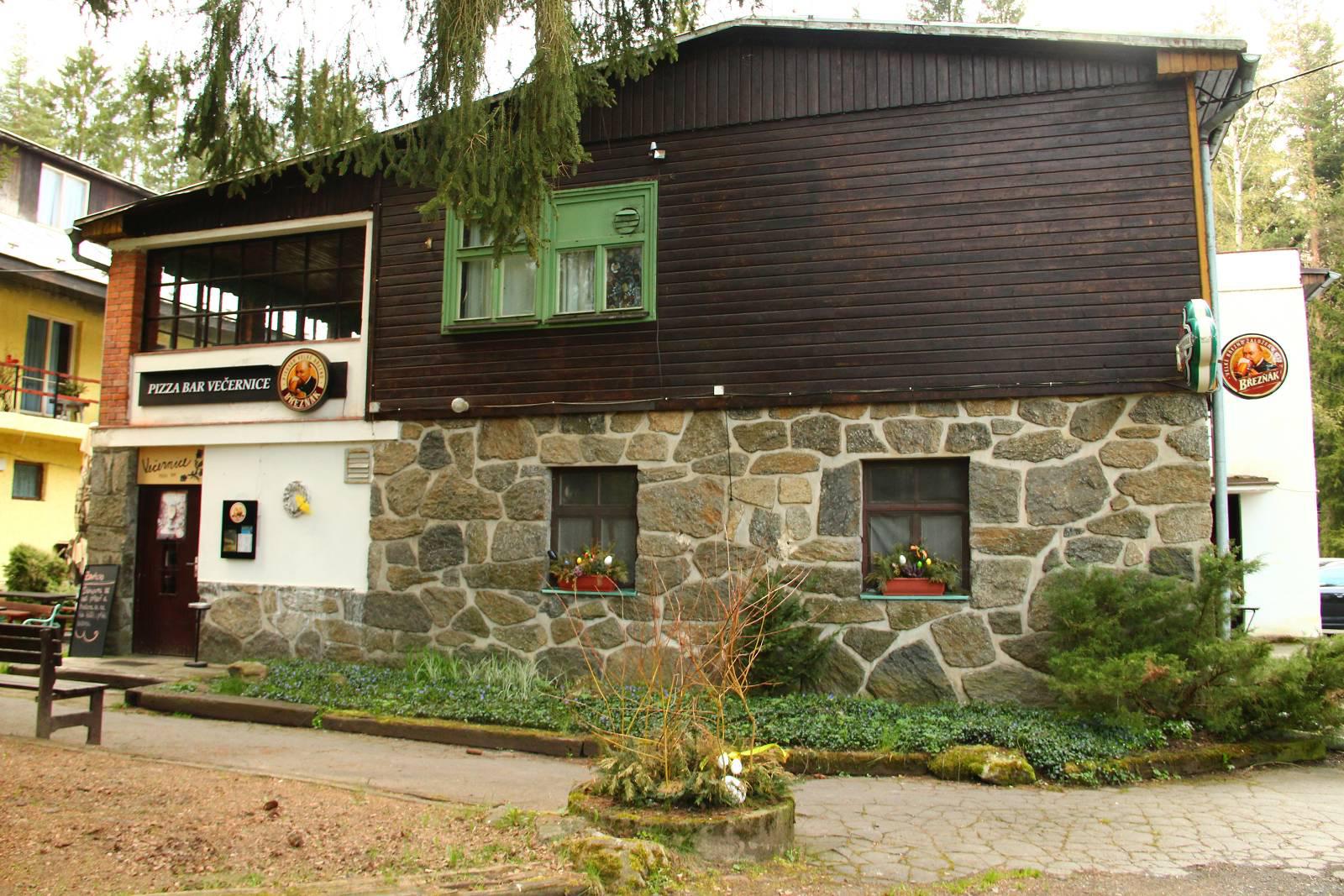 Pizza Bar Večernice