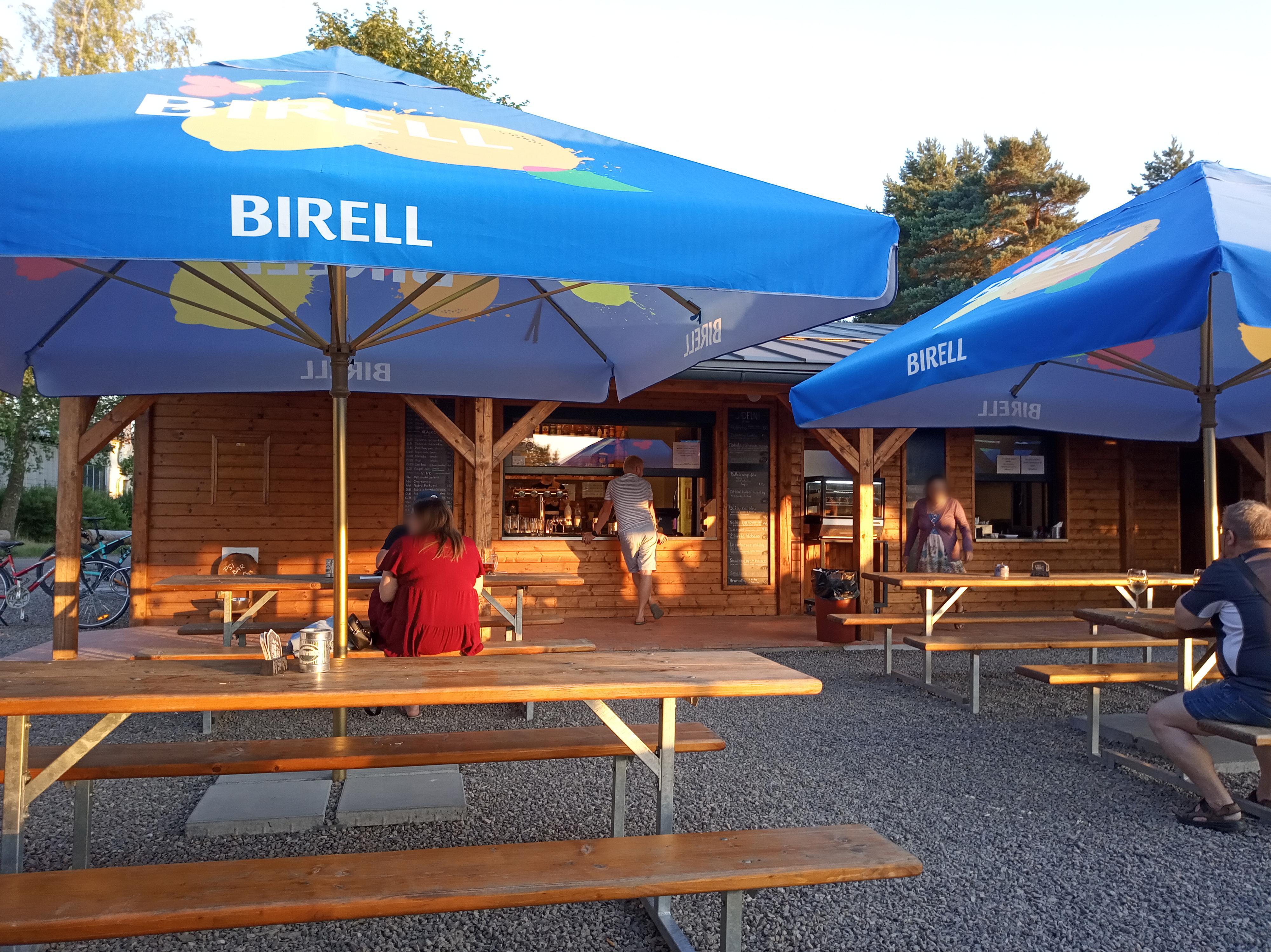 Oáza beach bar & bistro