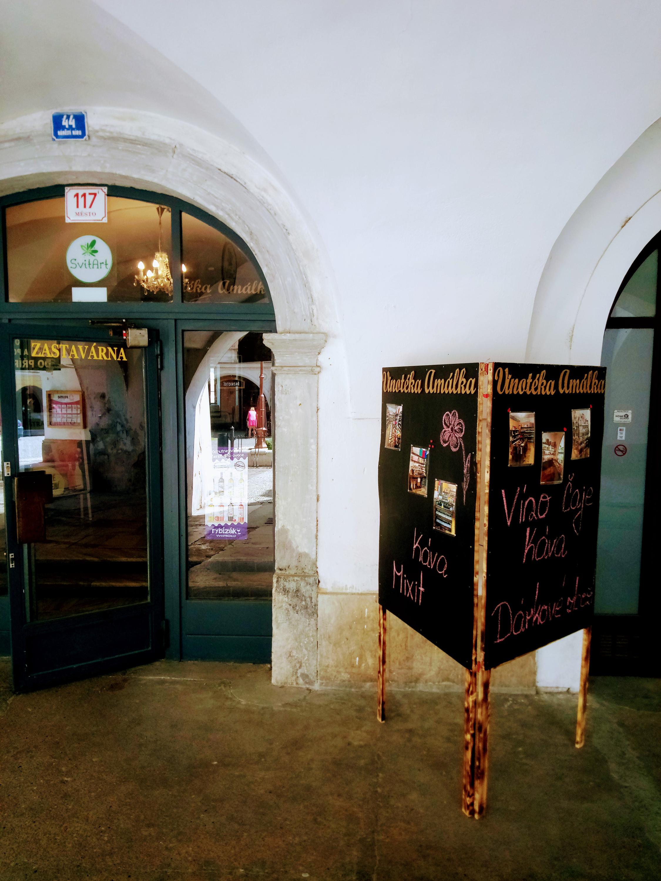 Vinotéka Amálka foto 6