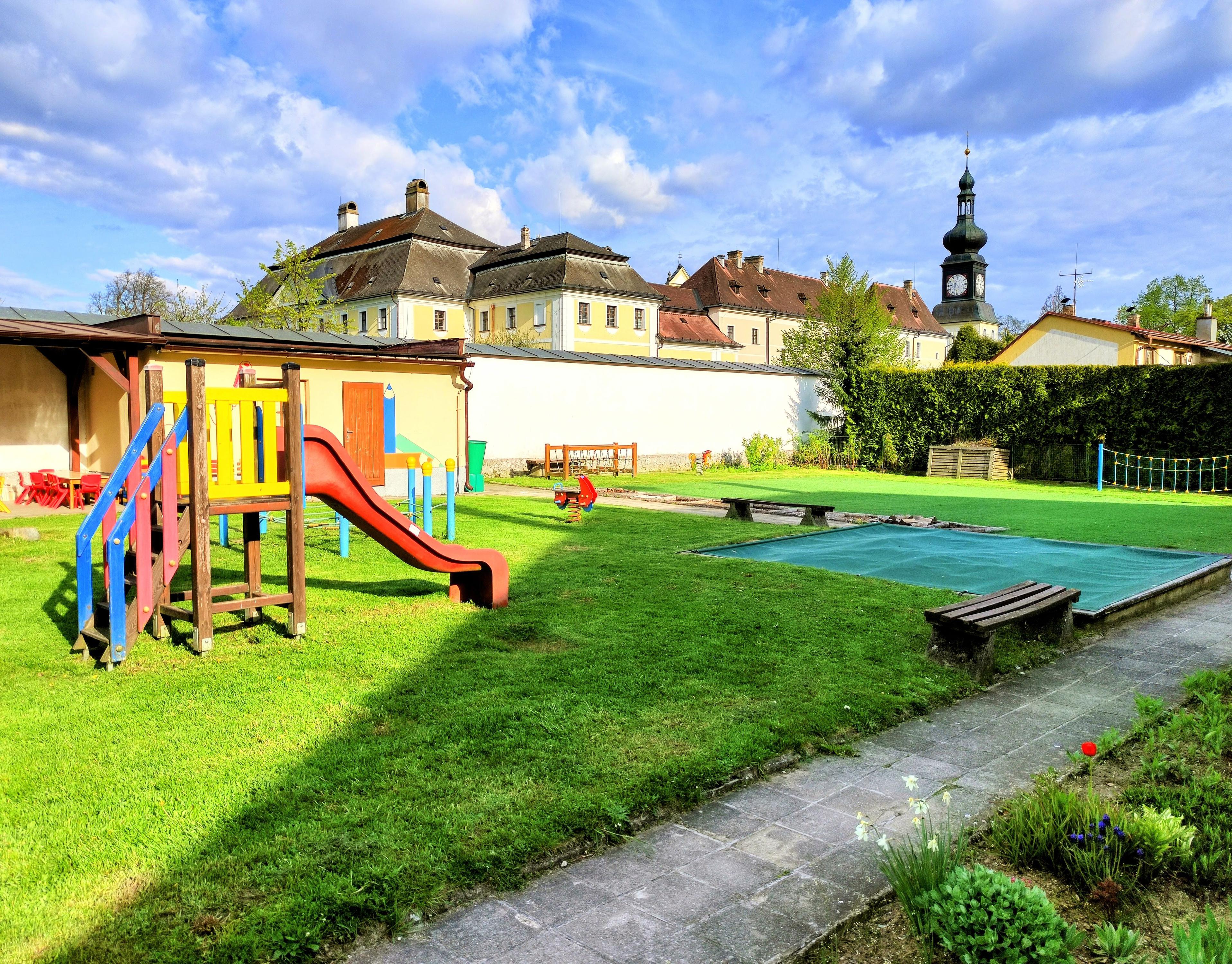 MŠ Žďár nad Sázavou - Santiniho foto 1