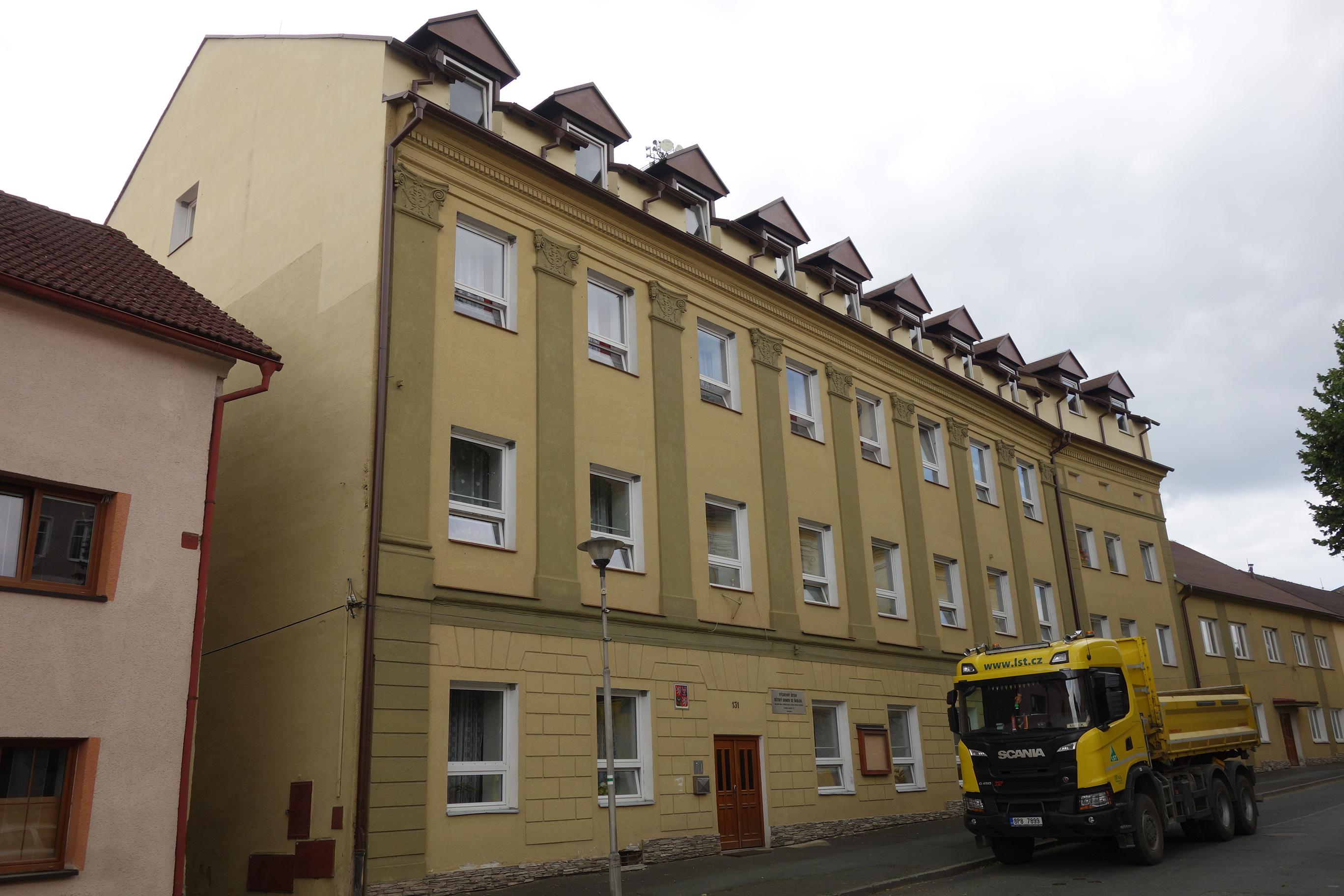 Výchovný ústav, dětský domov se školou, ZŠ, SŠ a ŠJ Hostouň foto 2