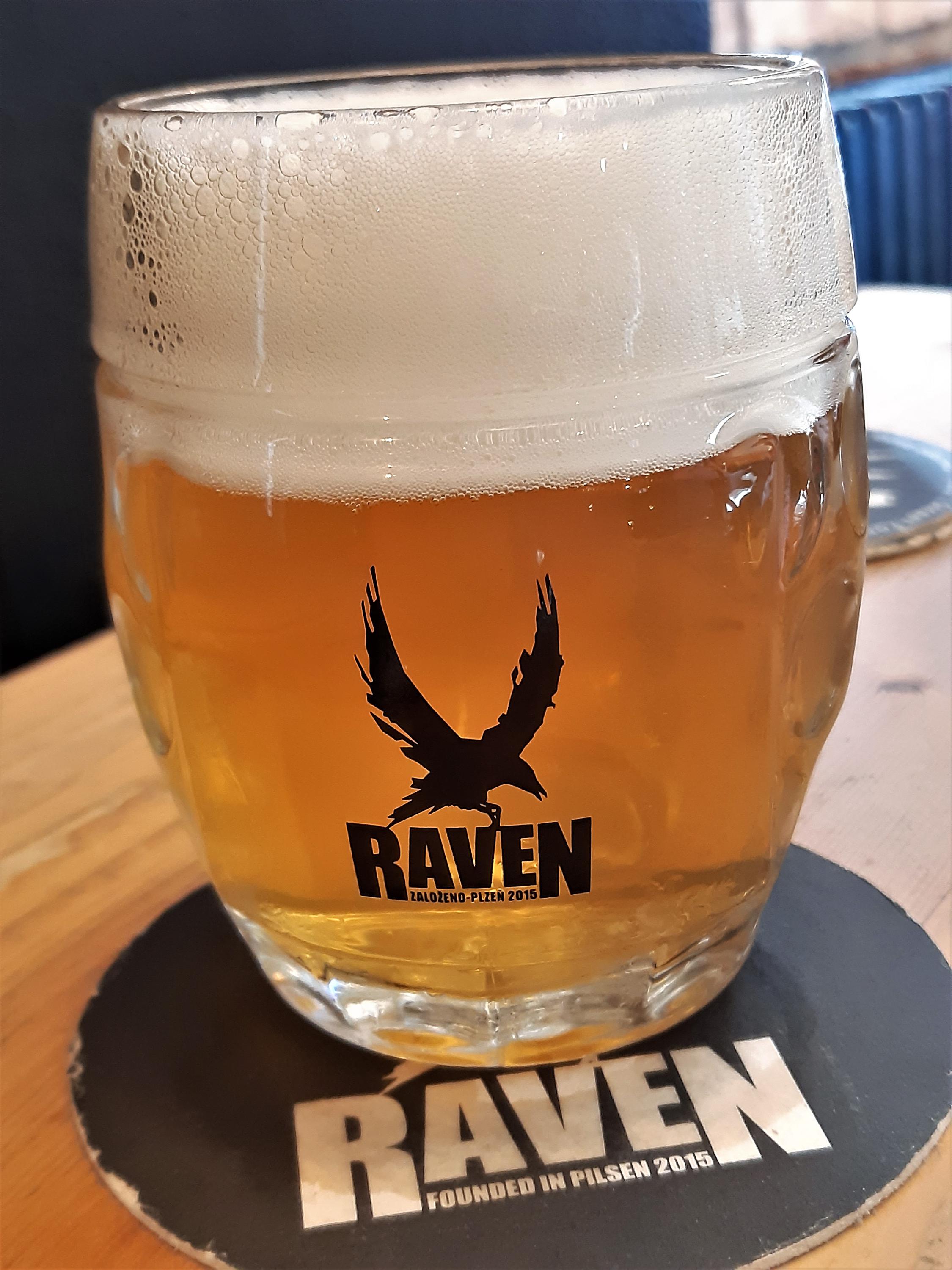 RAVEN PUB