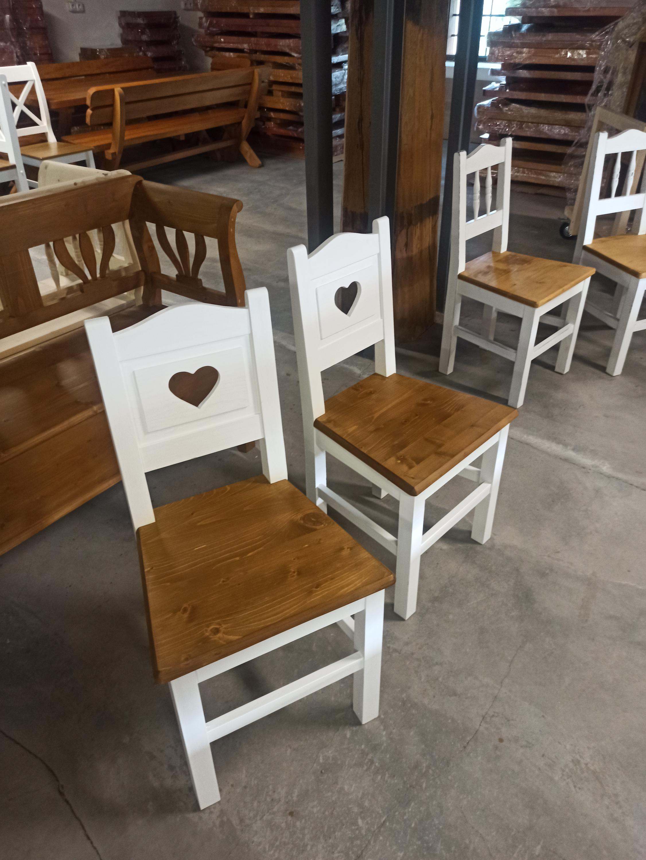 Tradiční řemeslný nábytek foto 6