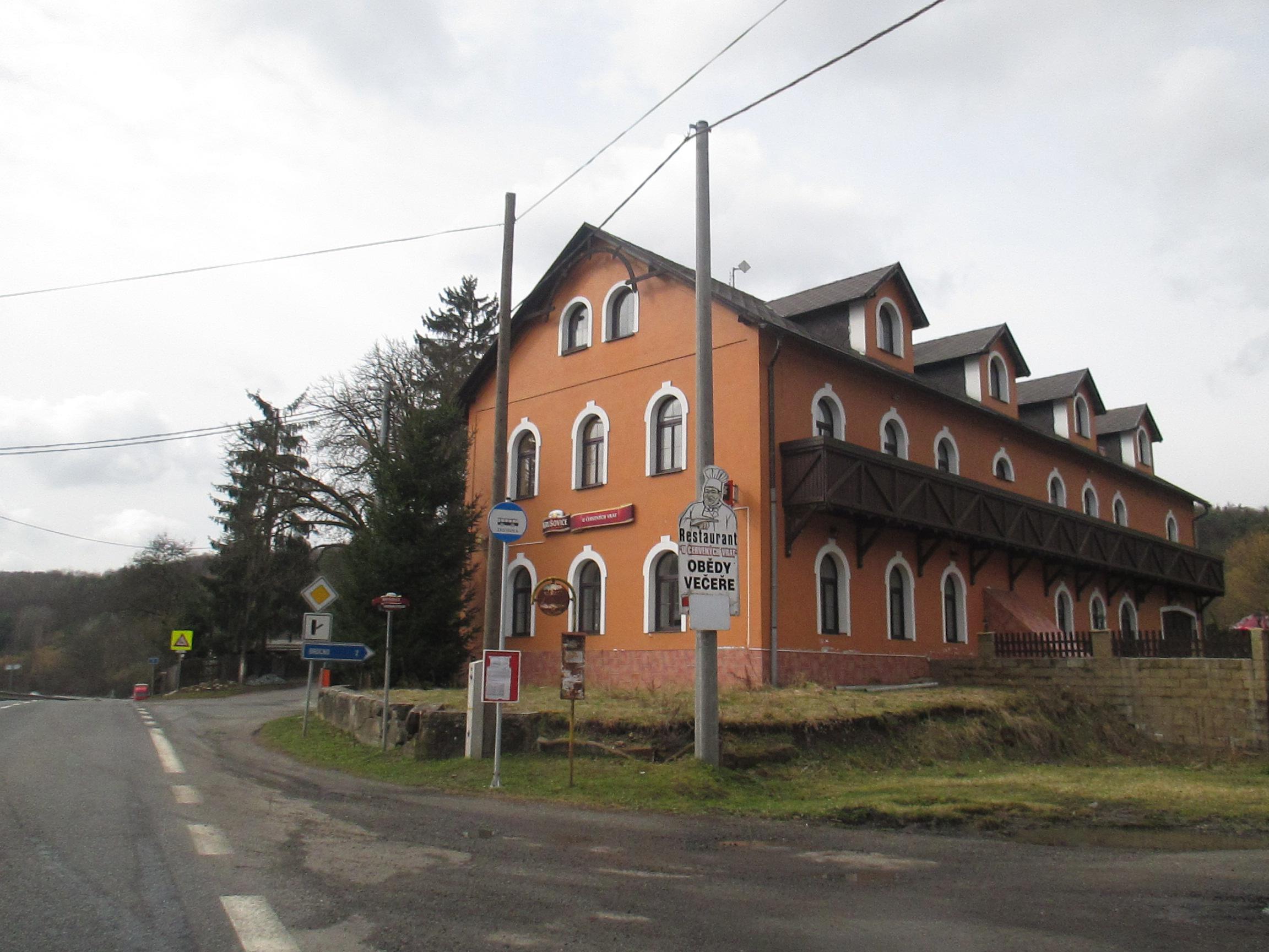 Restaurace U Červených vrat foto 2