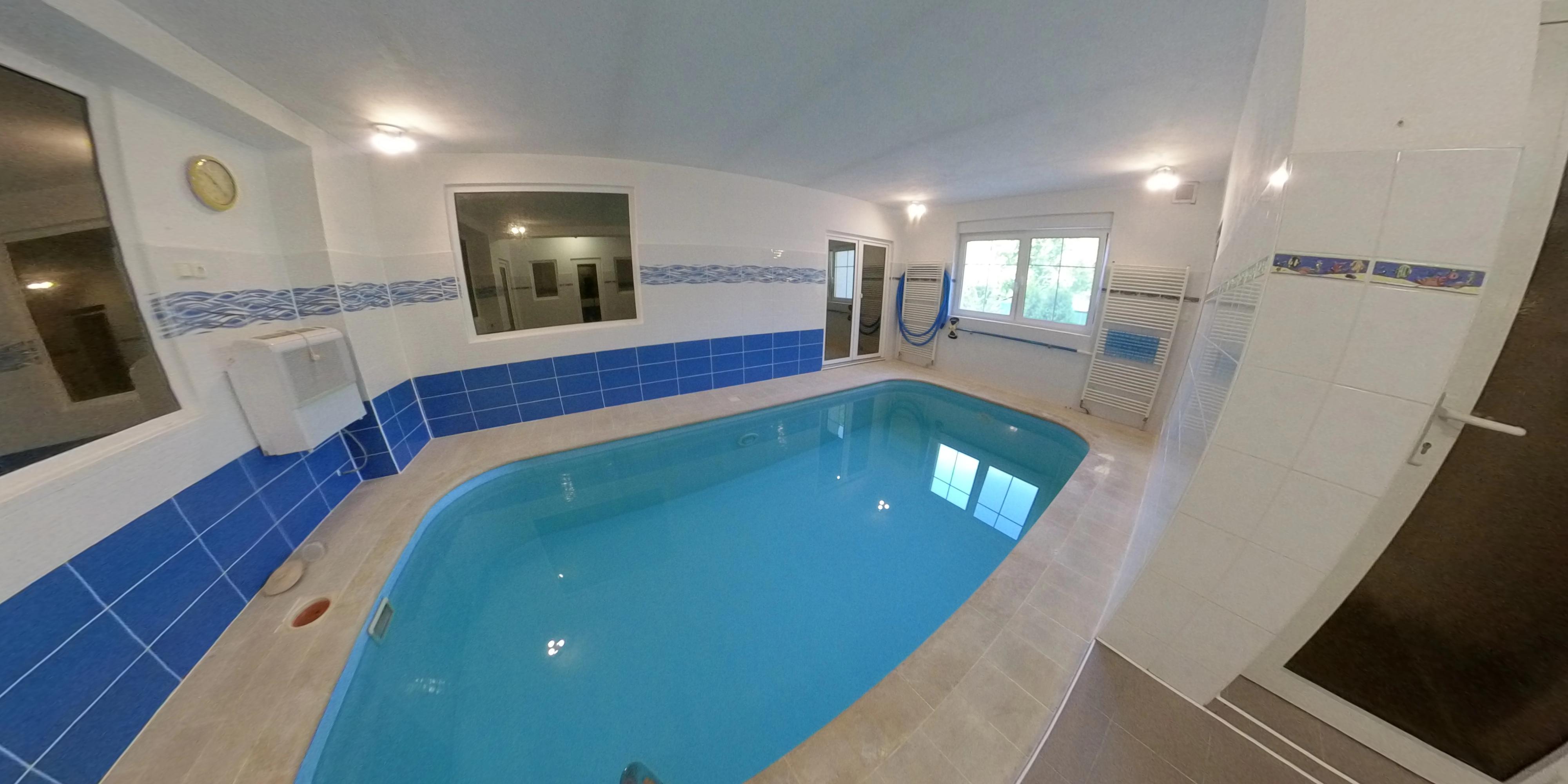 MAXOVO KRÁLOVSTVÍ foto 5