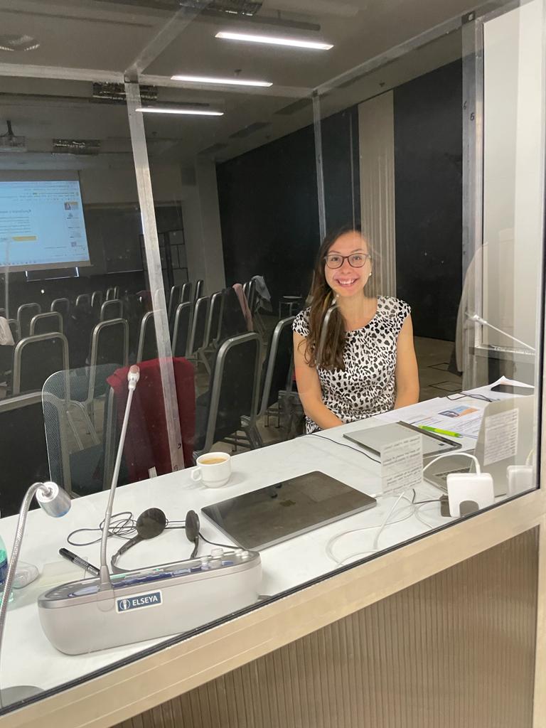 Martina Lišková – tlumočení, překlady, výuka AJ–NJ foto 3