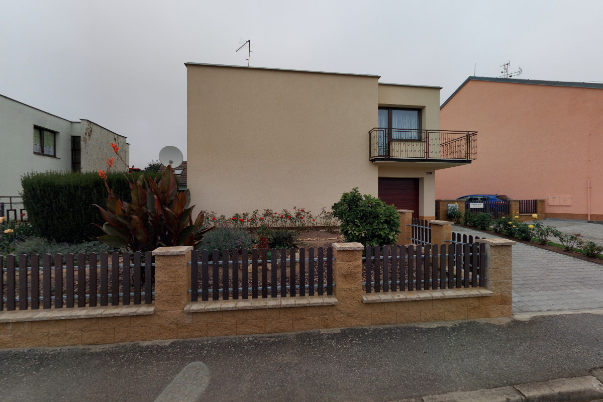 Rovnání ALU auto moto ráfků L.Pažourek  Více zde: https://rovnani-rafku.webnode.cz/kontakt/