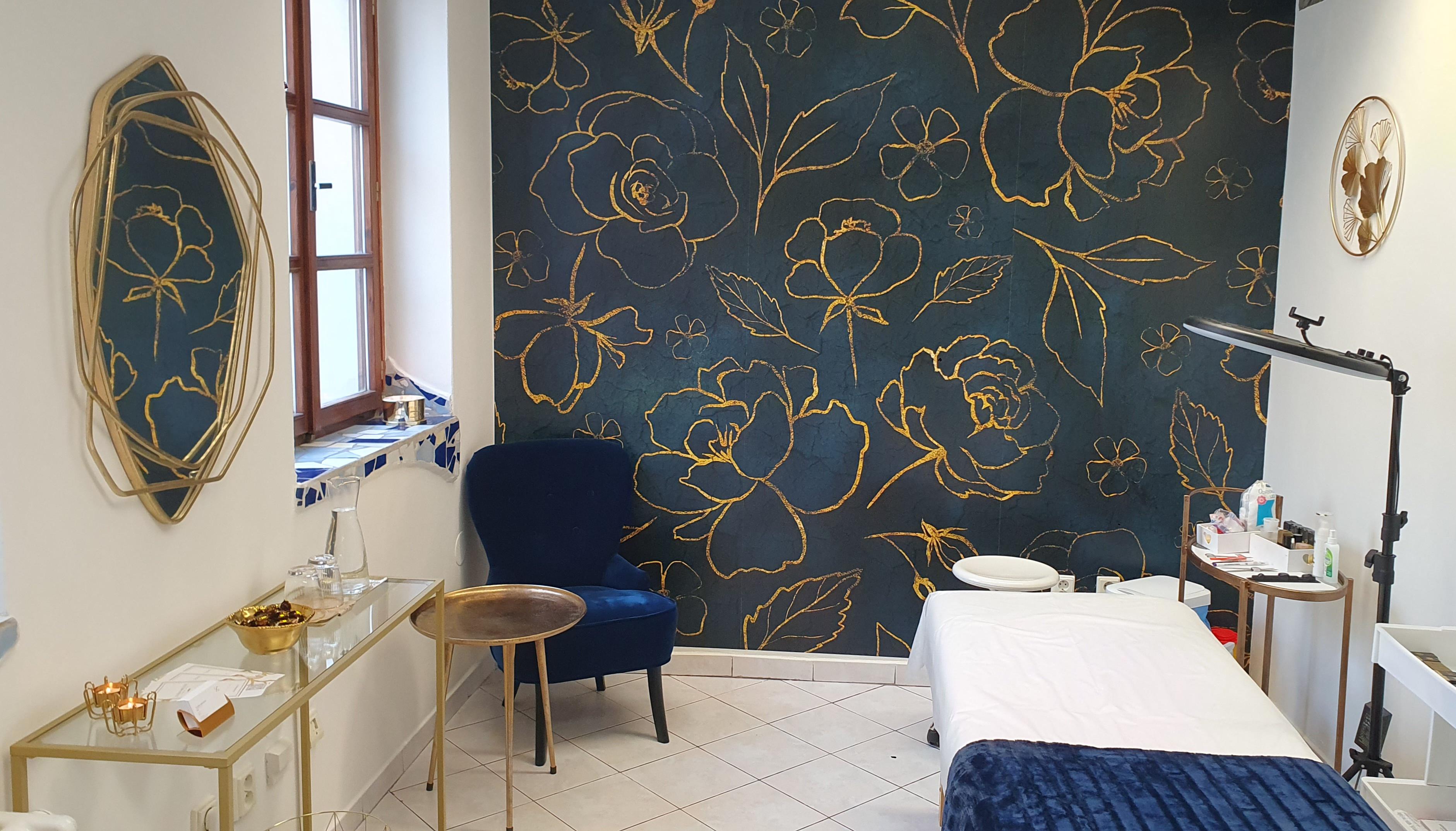 Zuzana Mikušová Microblading