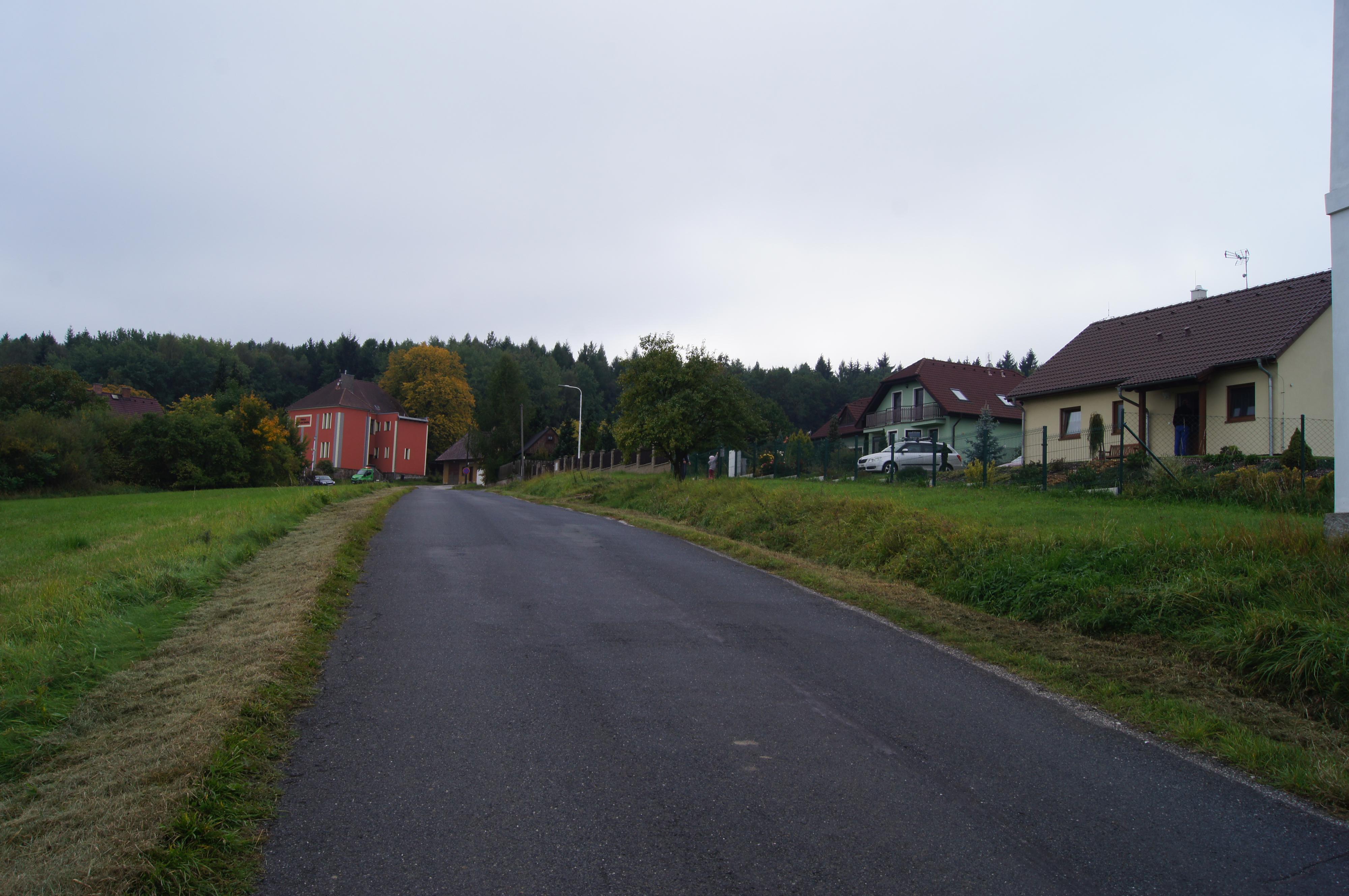 Malá Víska - obecní úřad foto 6