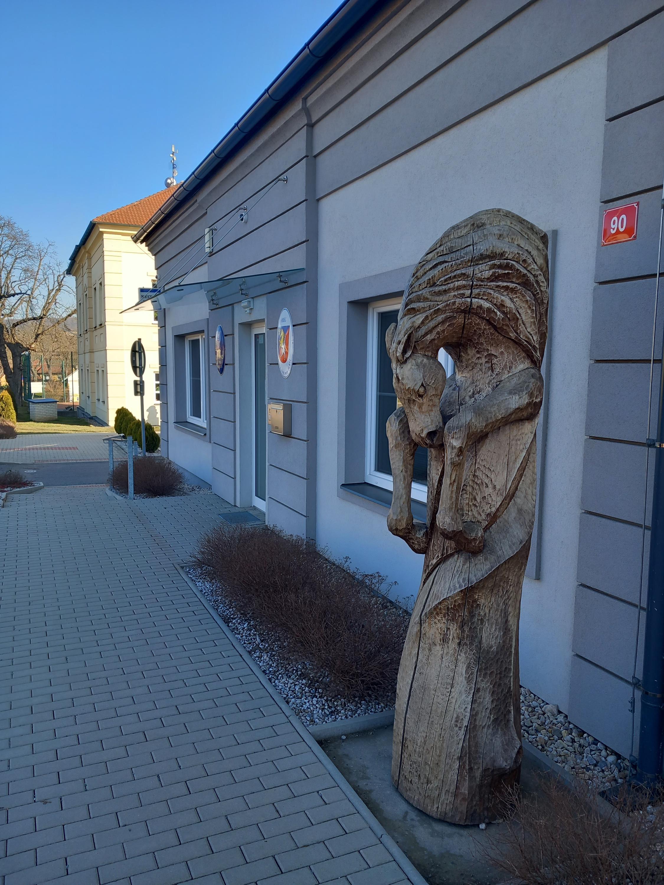 Nová Ves pod Pleší - obecní úřad foto 2