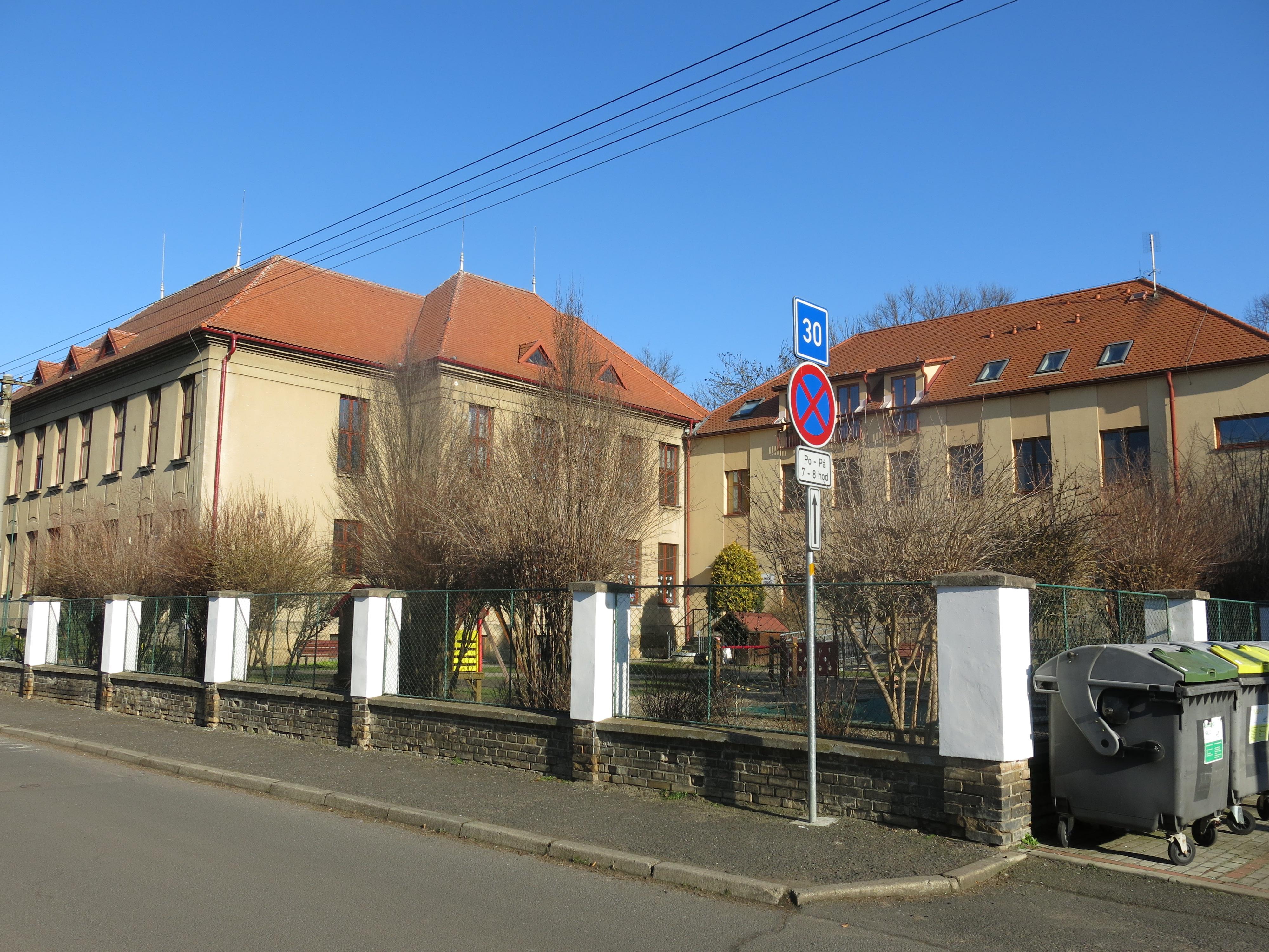Základní škola a Mateřská škola Křešice, okres Litoměřice, p.o. foto 3