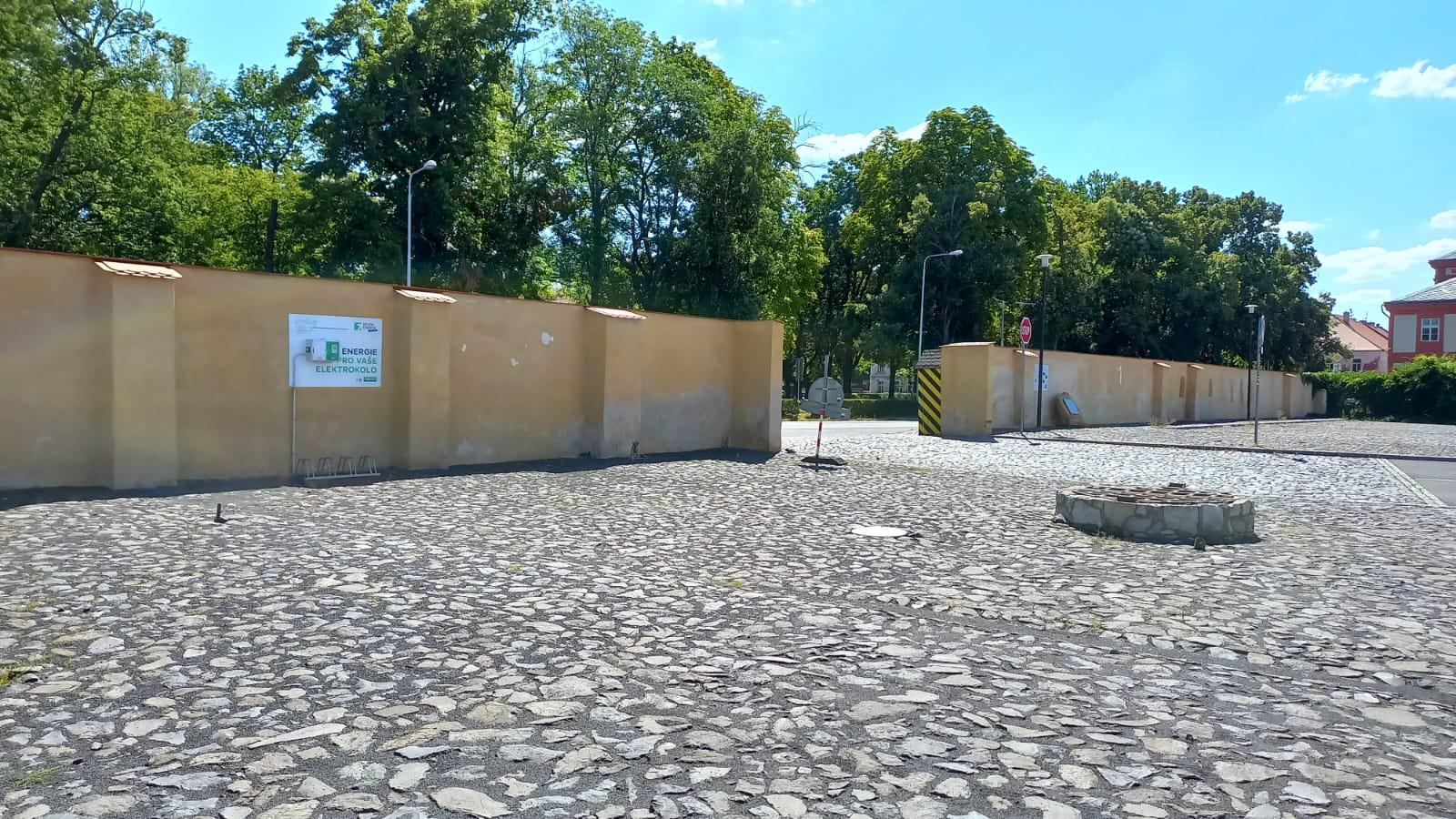 Nabíjecí stanice Terezín - město změny foto 2