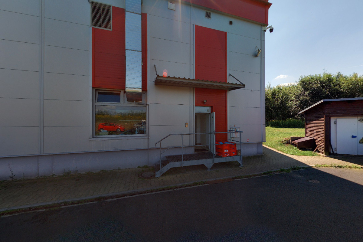 Travel Free Restaurant