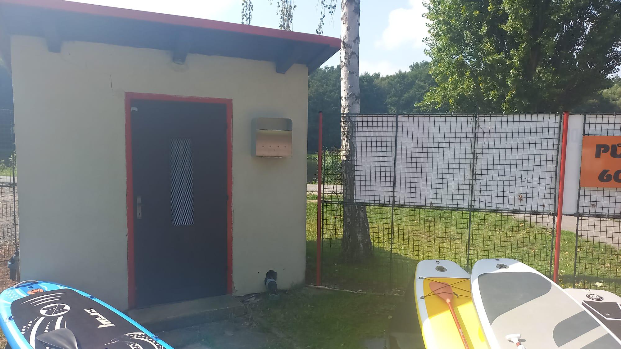 Nabíjecí stanice Sportovní areál Veslák foto 2