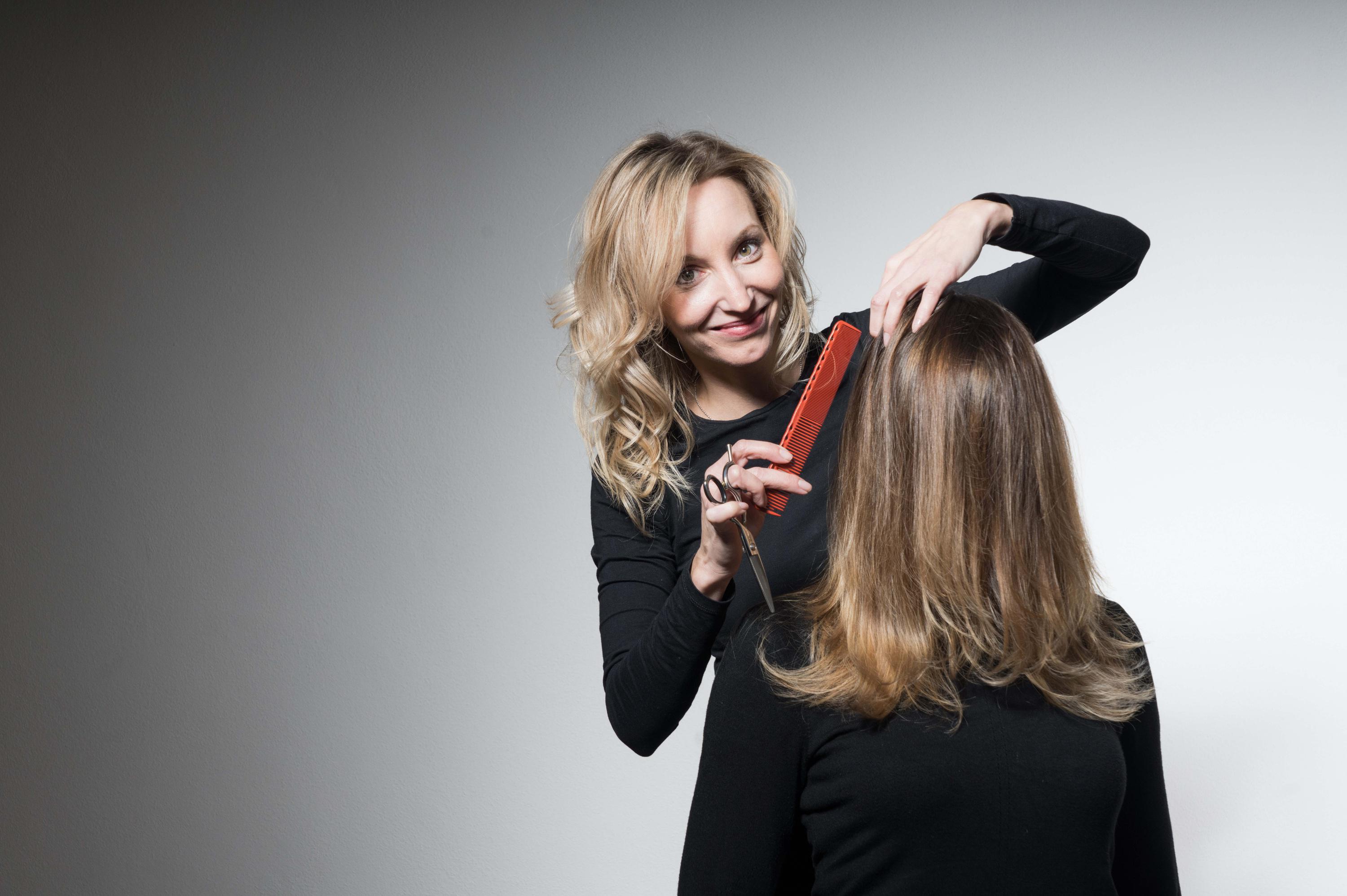 Zuzana Geislerová - kadeřnice