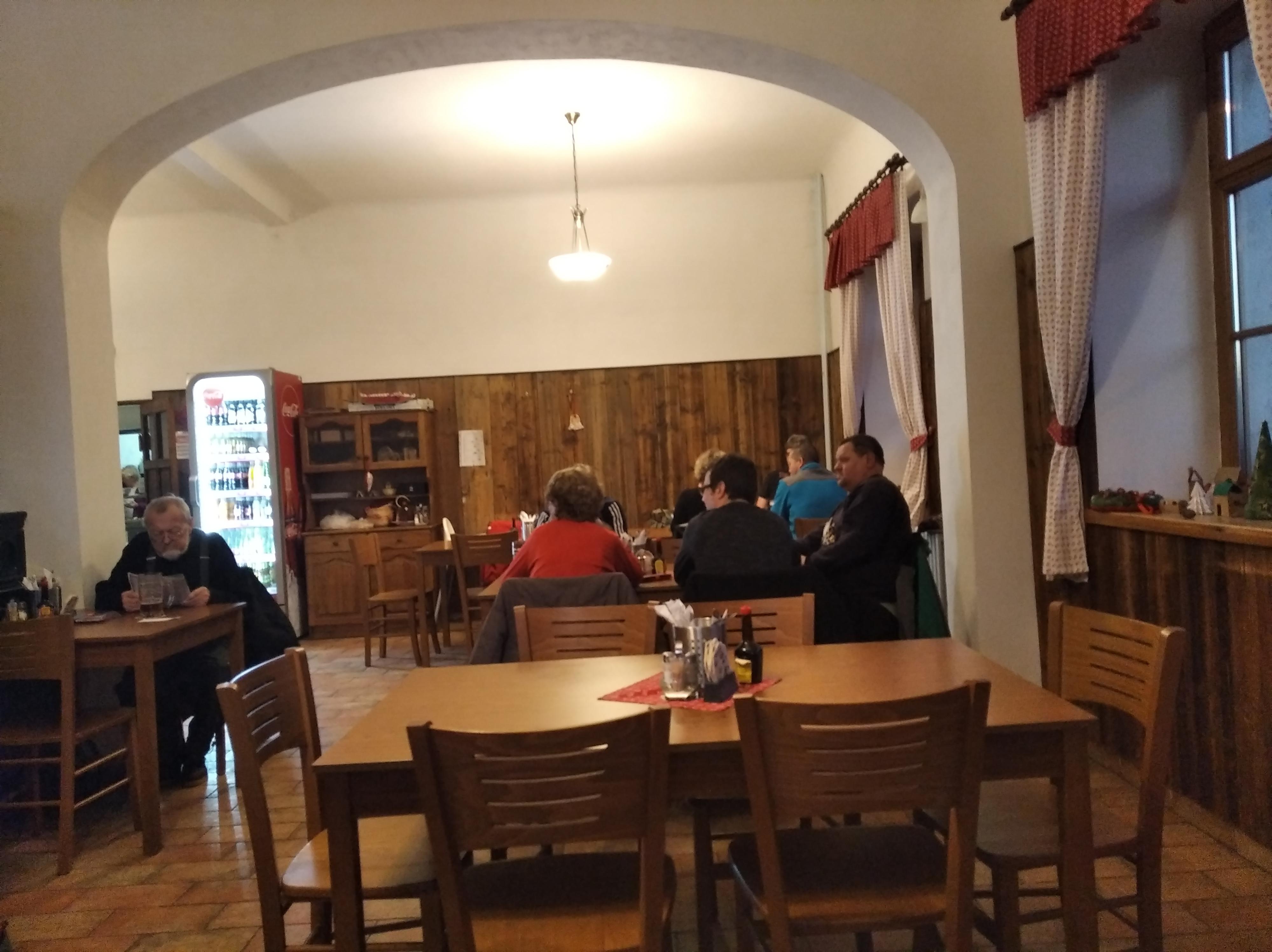 Restaurace Čerčanská Beseda foto 3