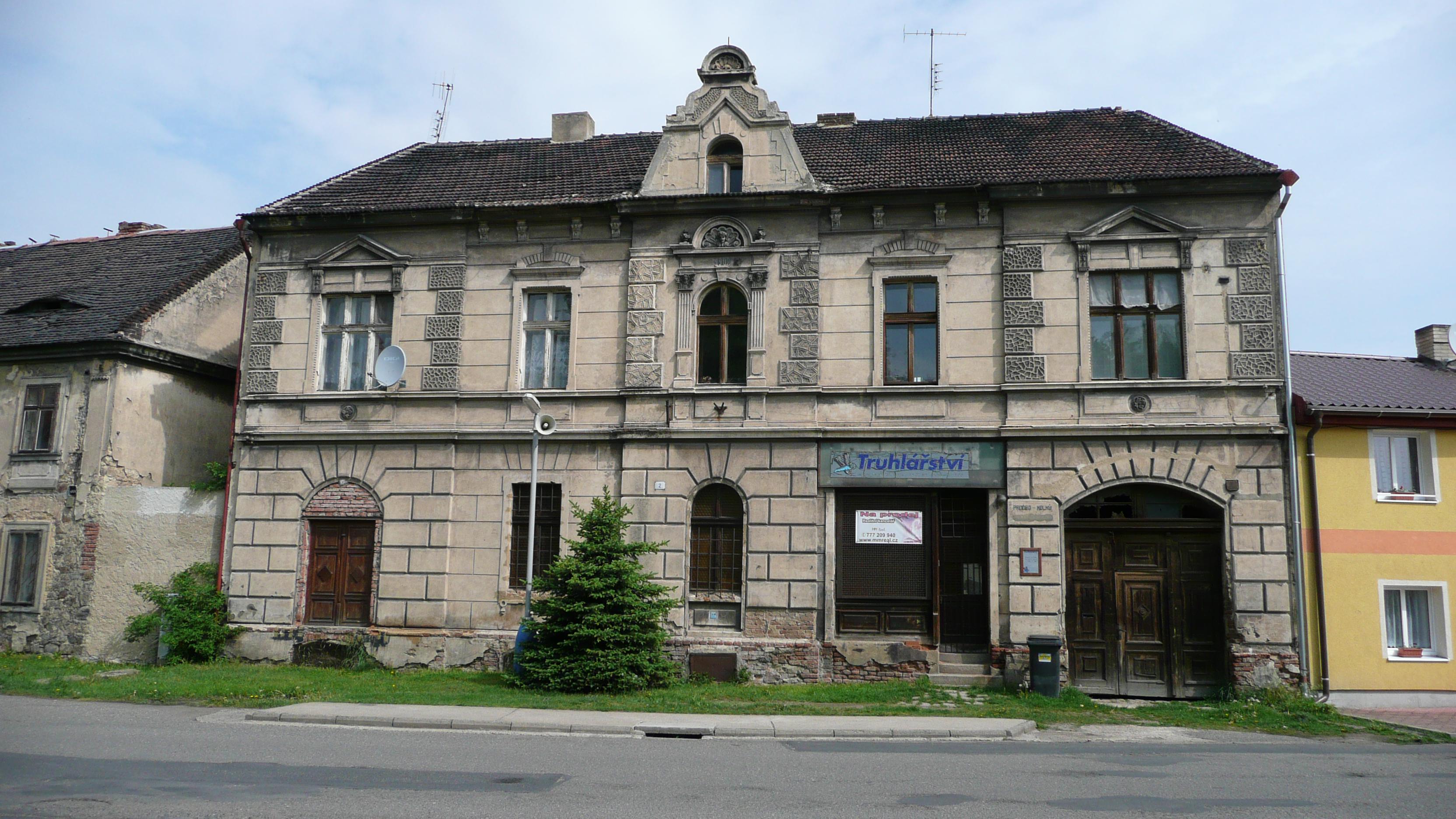 Restaurace U Kostela