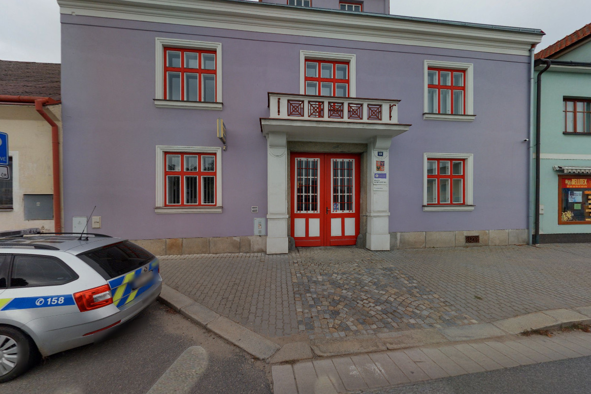 Policie ČR - Obvodní oddělení Dačice foto 5