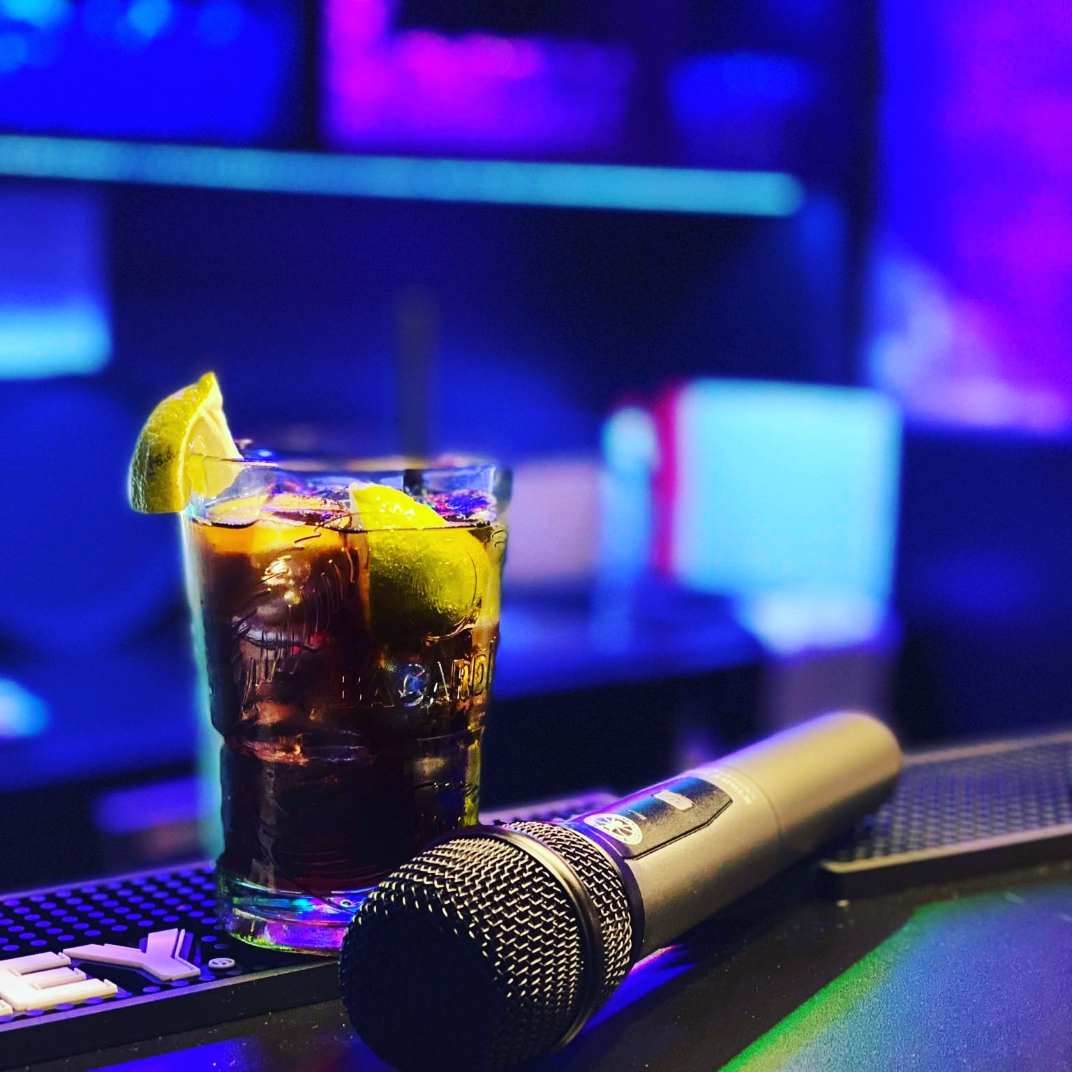 Camino karaoke bar foto 2