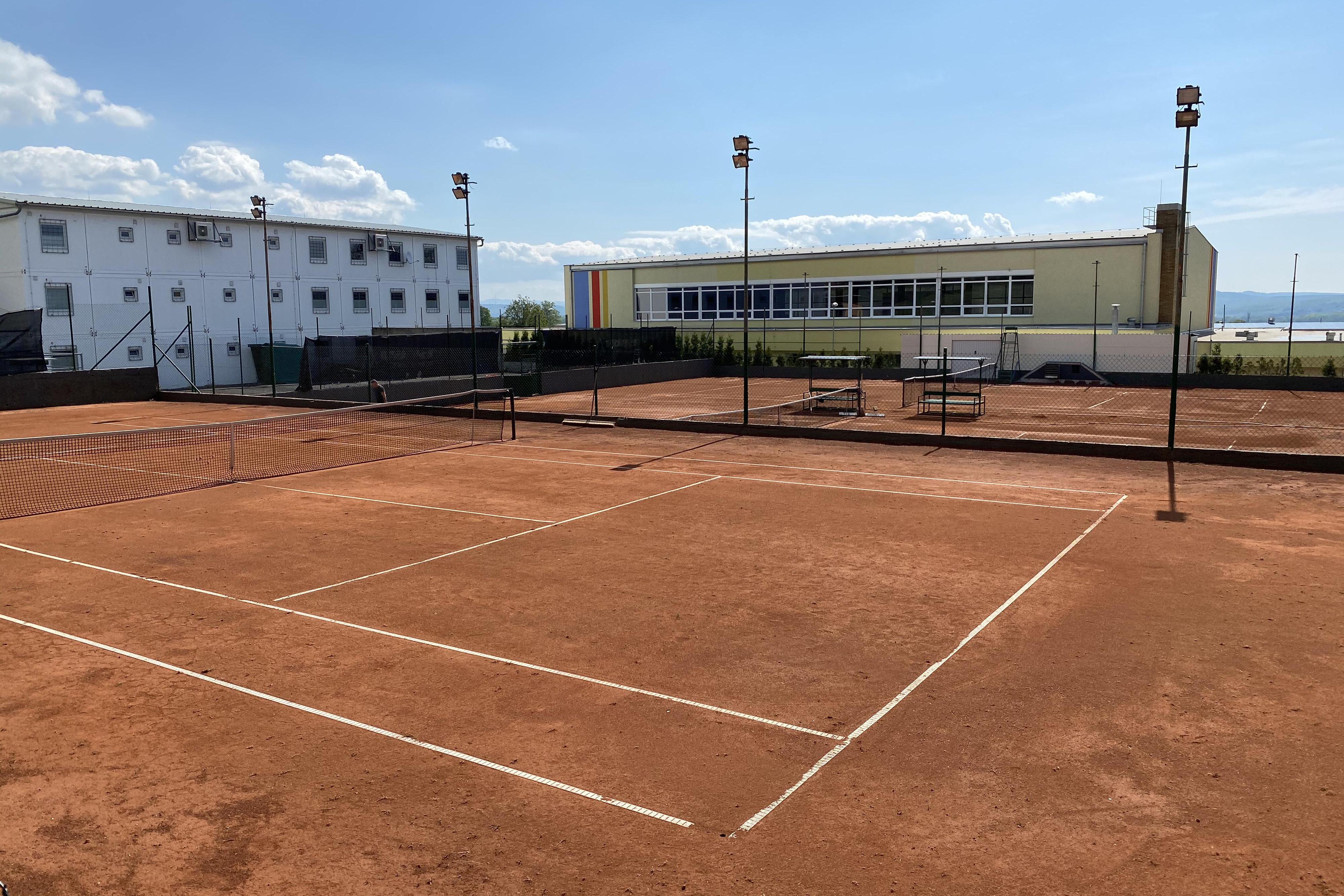 Sport Krupka s.r.o. - tenisové kurty