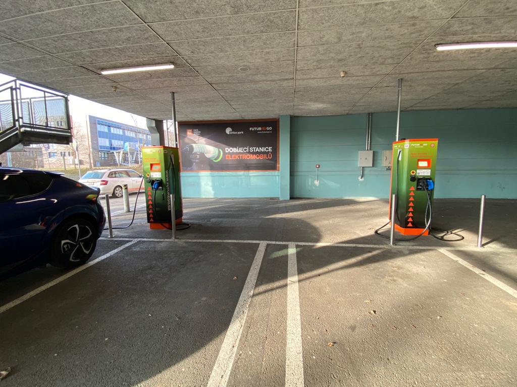 Nabíjecí stanice ČEZ foto 2