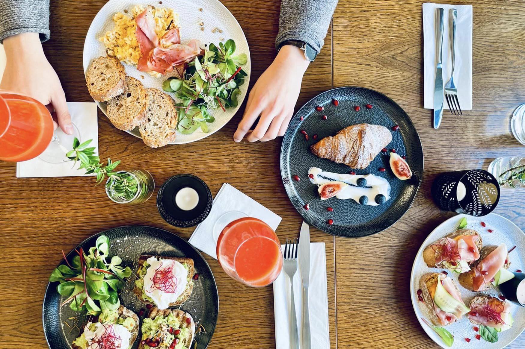 Černý kafe coffee | bar