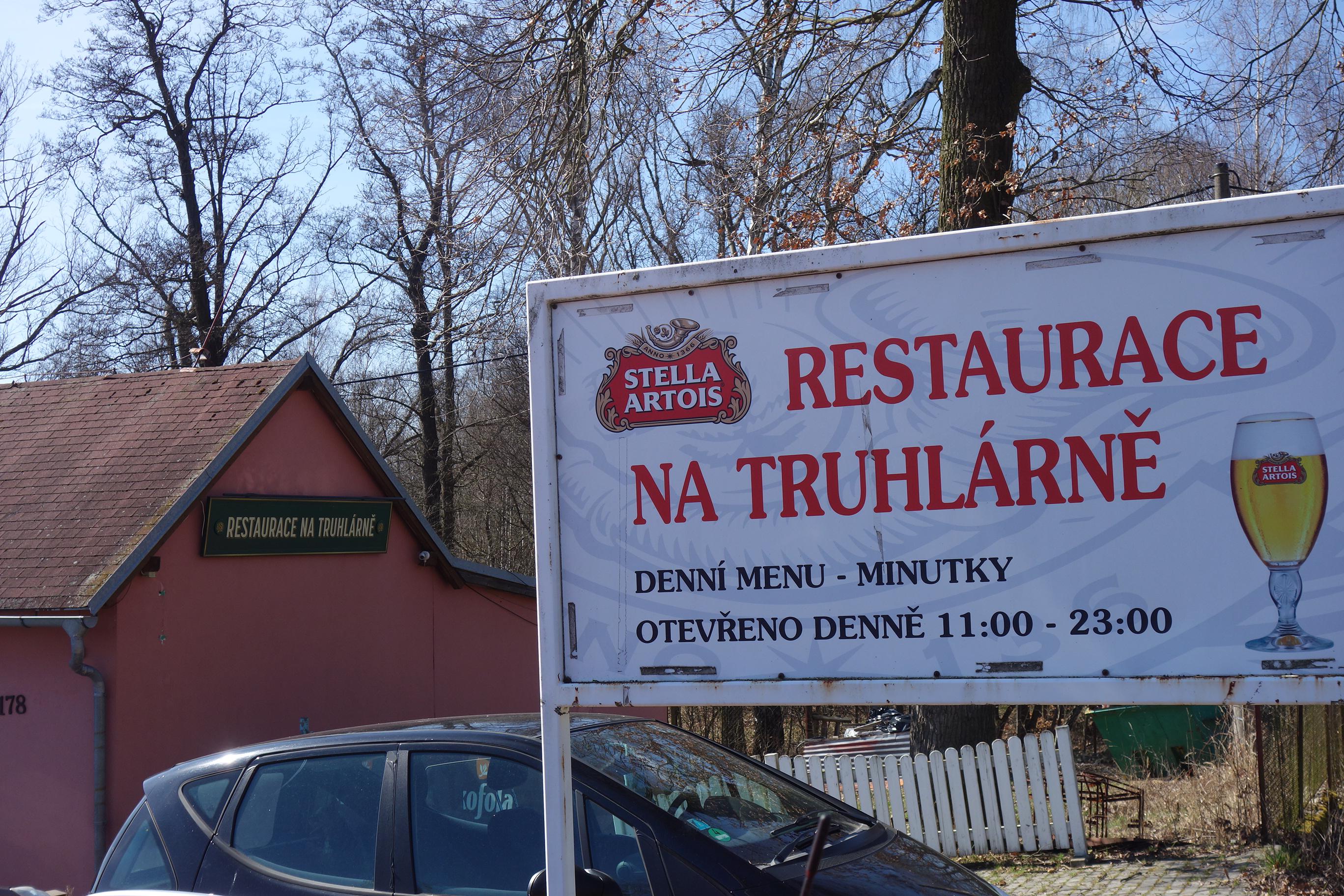 Restaurace Na Truhlárně foto 2
